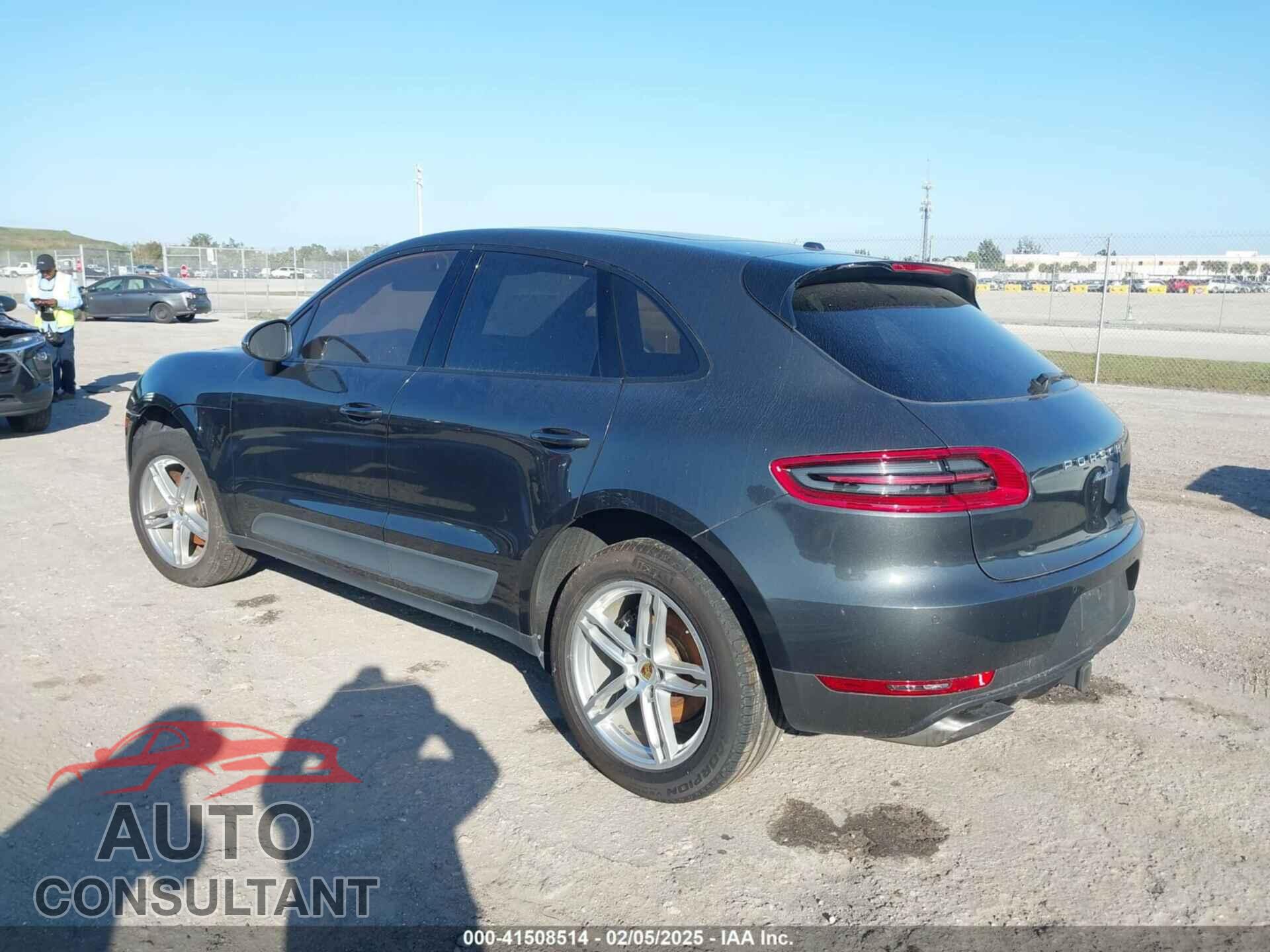 PORSCHE MACAN 2017 - WP1AA2A50HLB05251