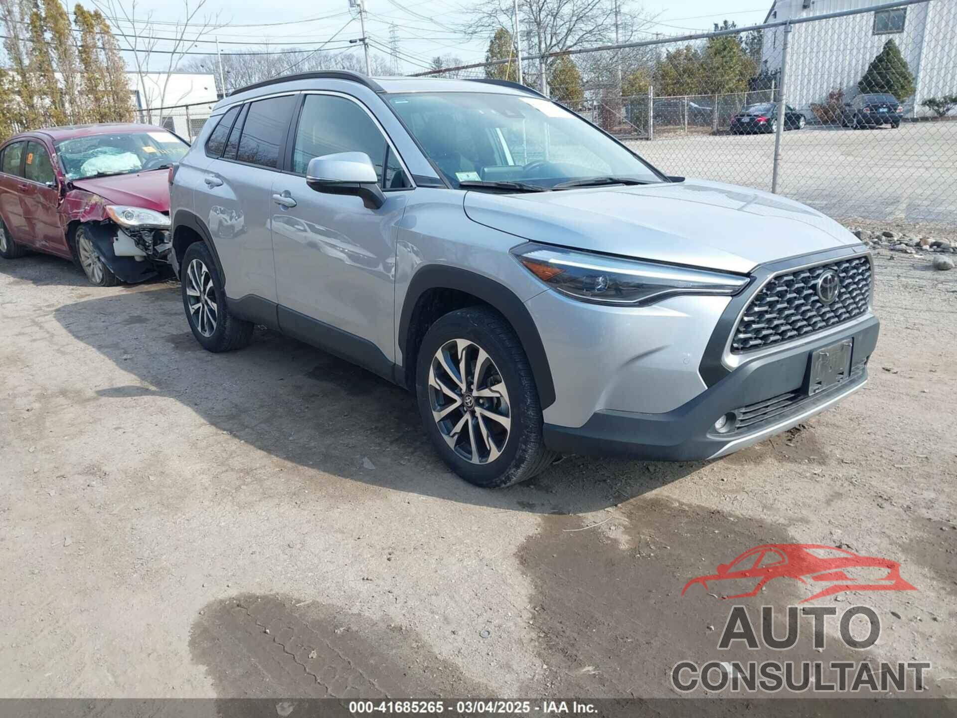 TOYOTA COROLLA CROSS 2022 - 7MUDAABG8NV011417