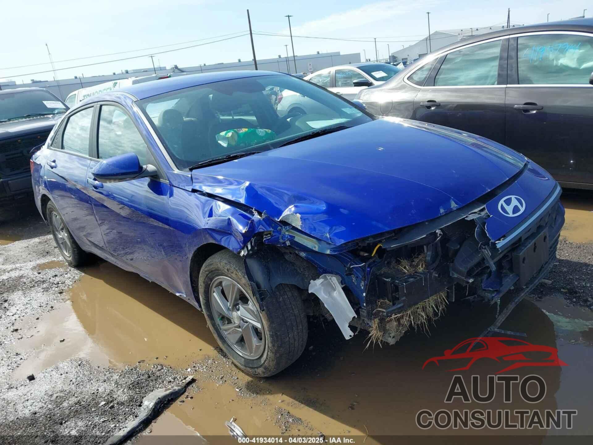 HYUNDAI ELANTRA 2024 - KMHLL4DG8RU782505