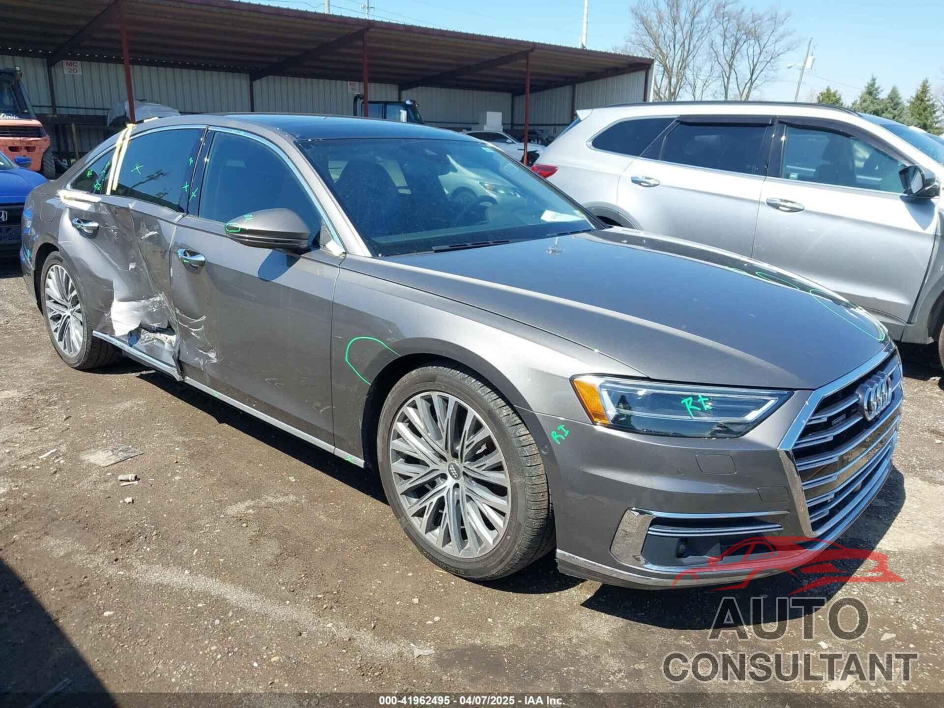 AUDI A8 L 2019 - WAU8DAF82KN004287