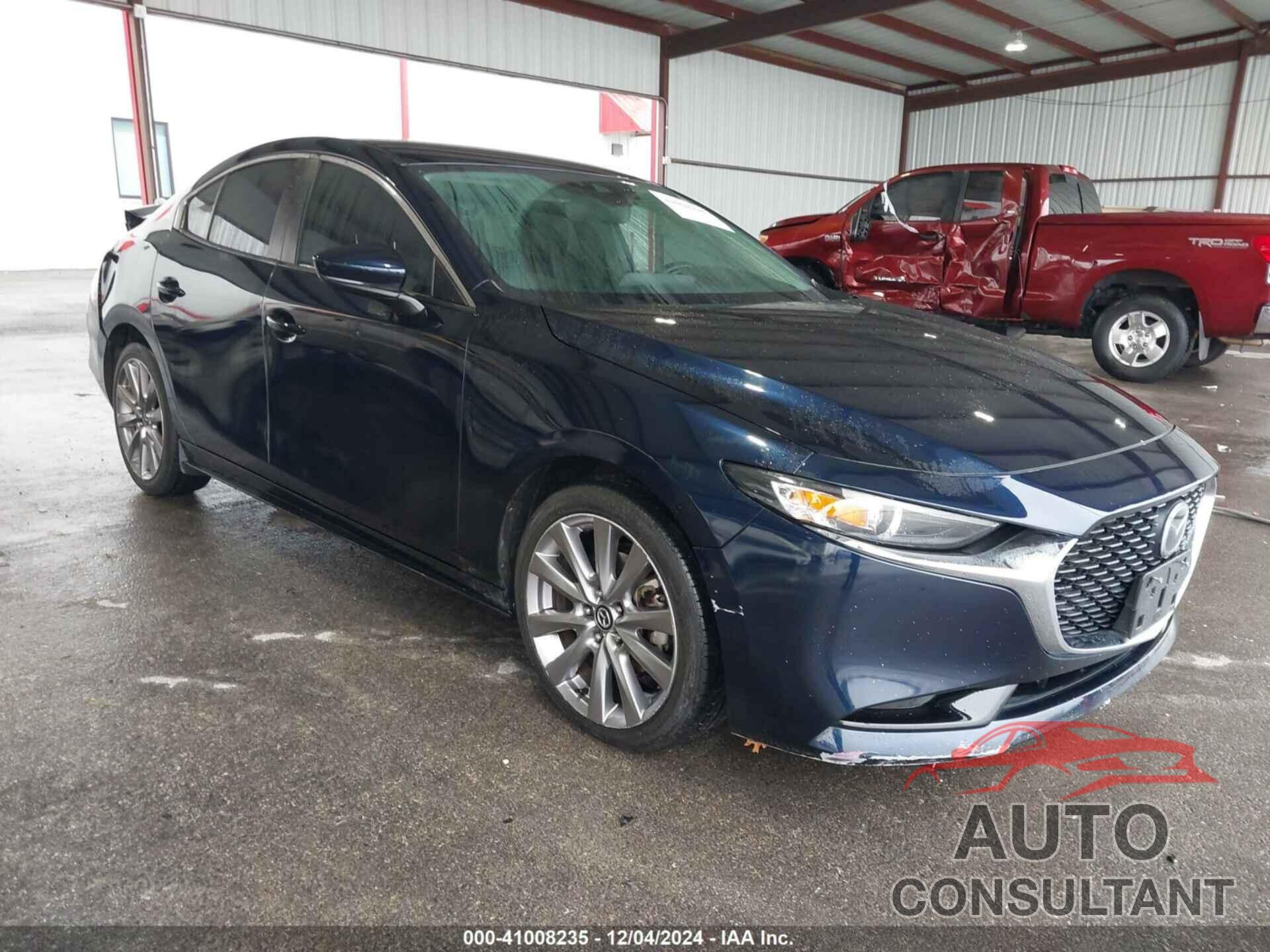 MAZDA MAZDA3 2019 - JM1BPBDM1K1116365