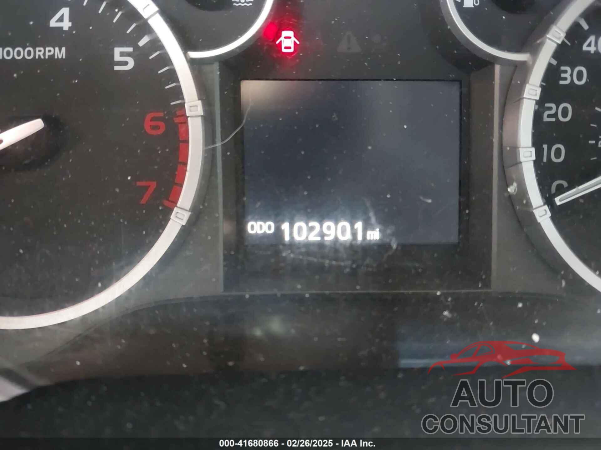 TOYOTA TUNDRA 2017 - 5TFUM5F11HX069429
