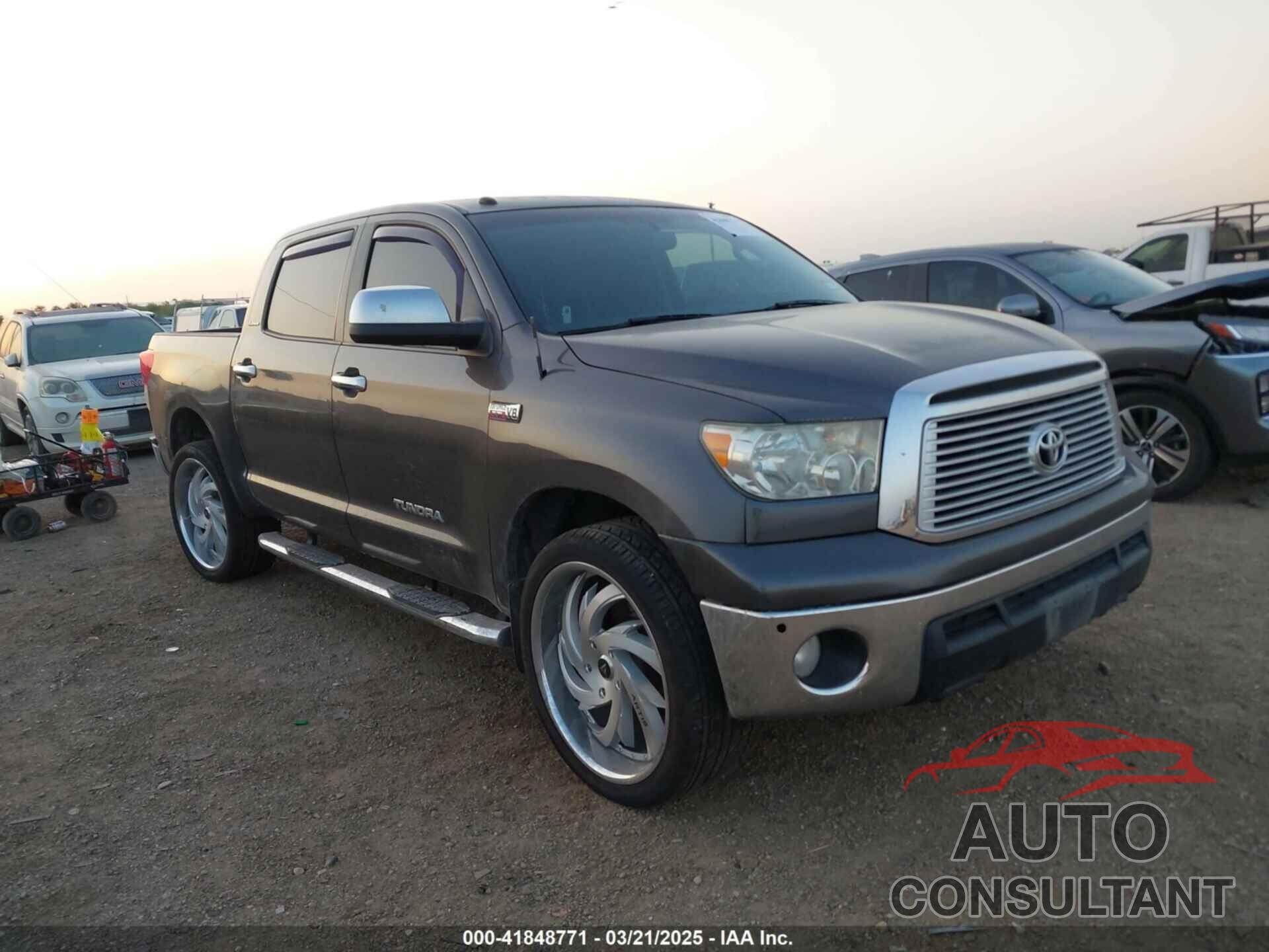 TOYOTA TUNDRA 2013 - 5TFFY5F19DX137337