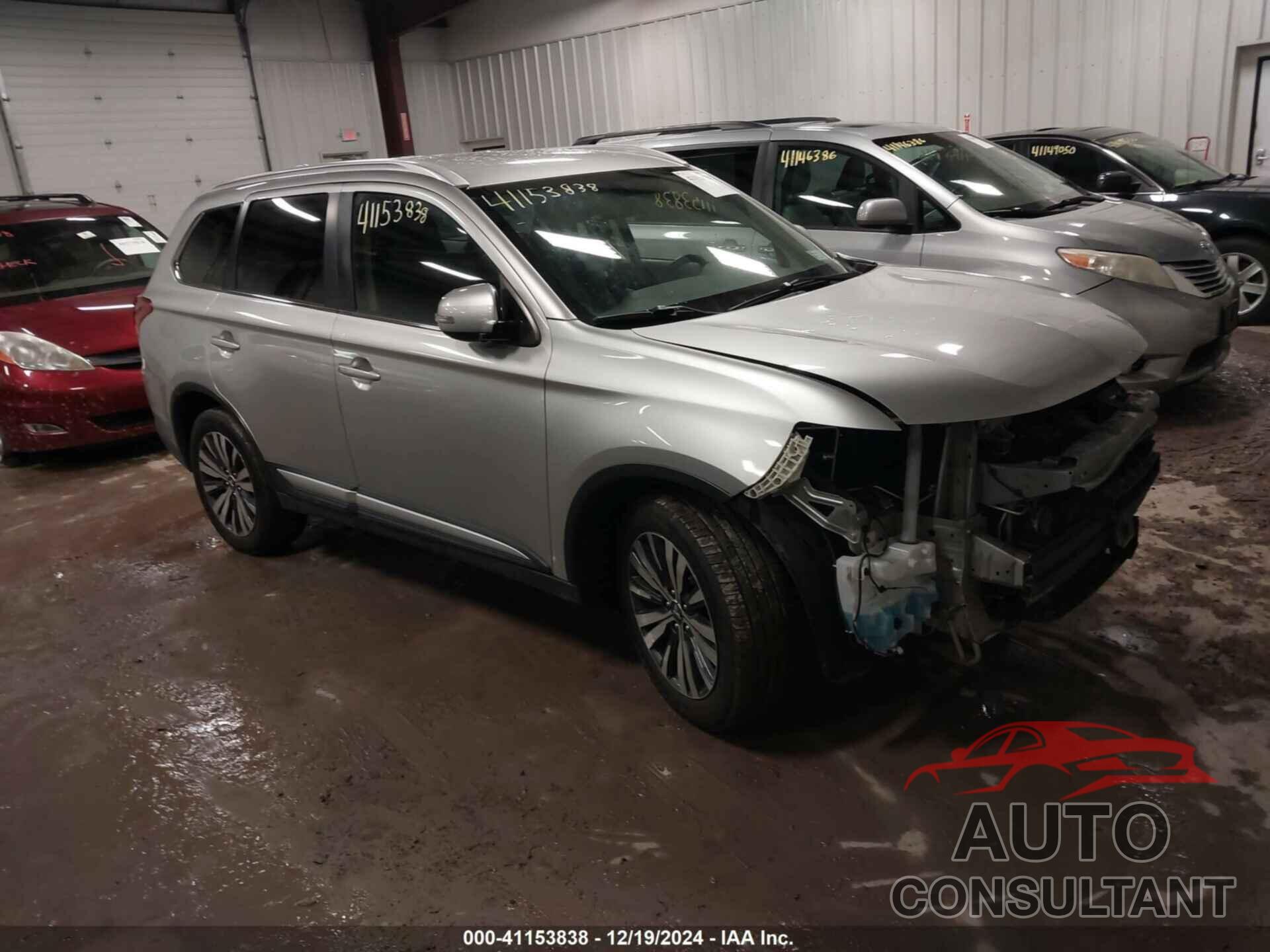 MITSUBISHI OUTLANDER 2019 - JA4AZ3A32KZ054641
