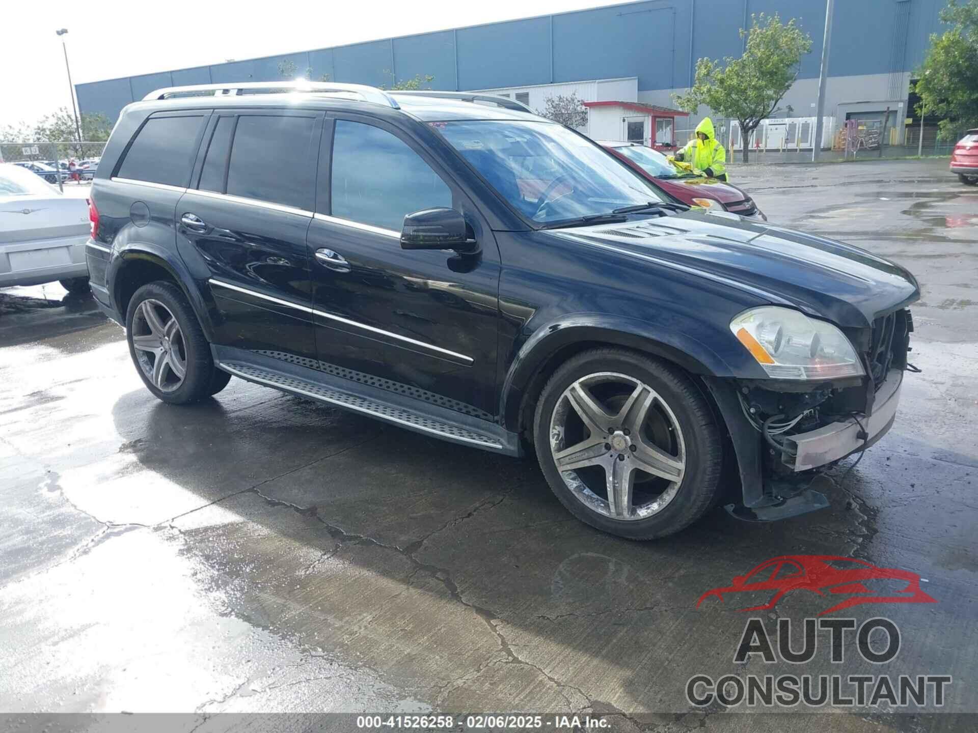 MERCEDES-BENZ GL 550 2011 - 4JGBF8GE5BA643105