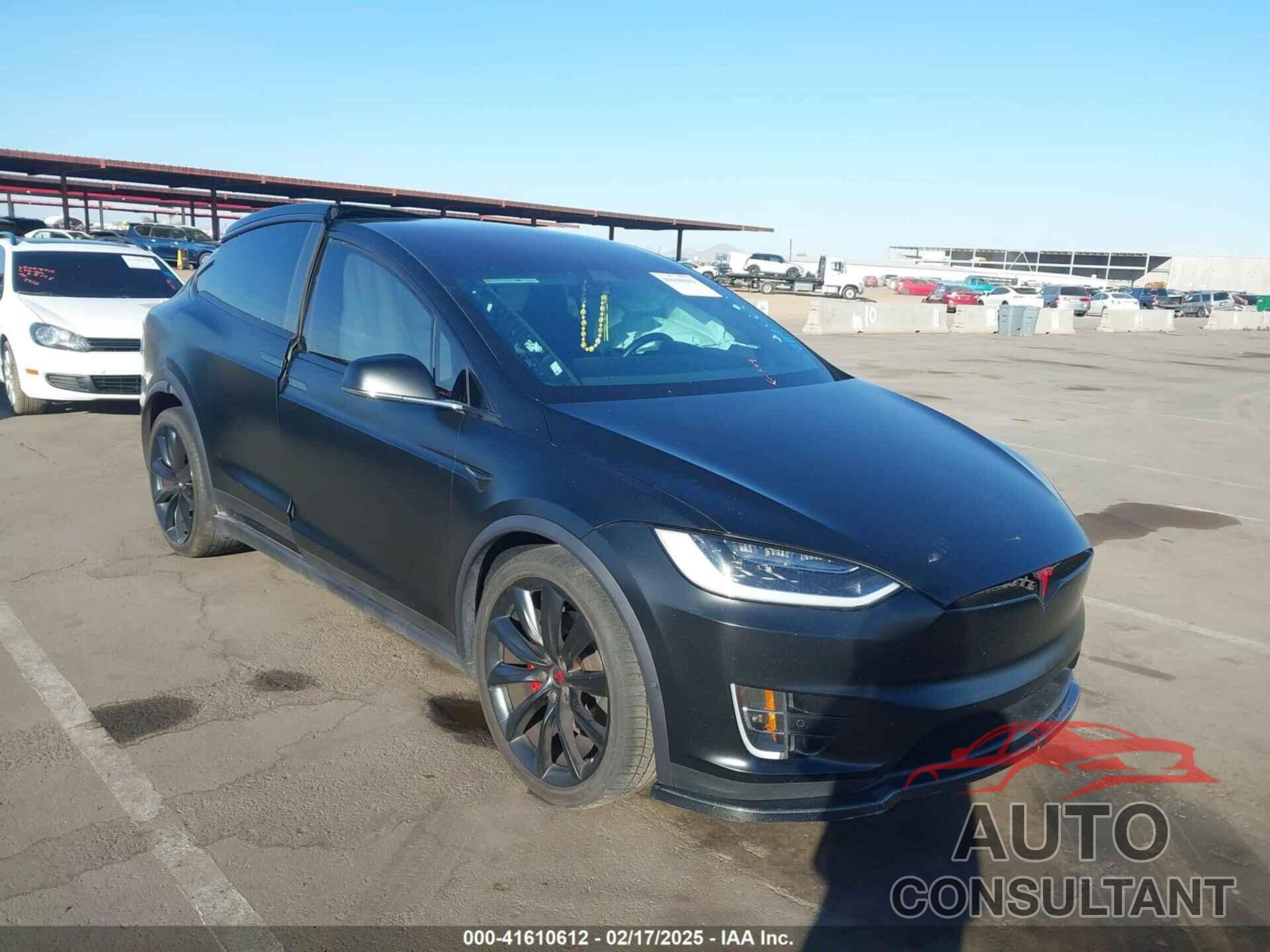 TESLA MODEL X 2018 - 5YJXCBE43JF117149