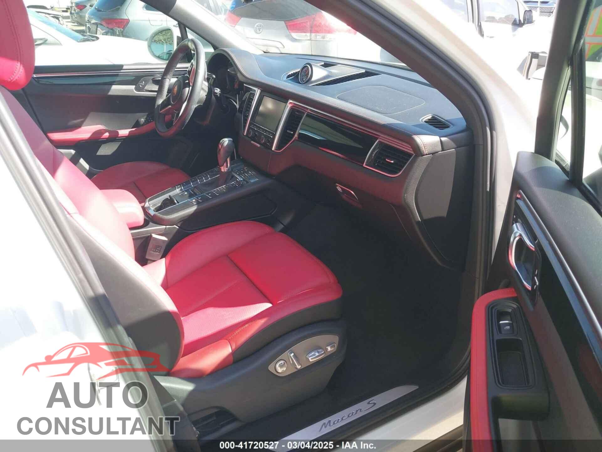 PORSCHE MACAN 2015 - WP1AB2A59FLB72666