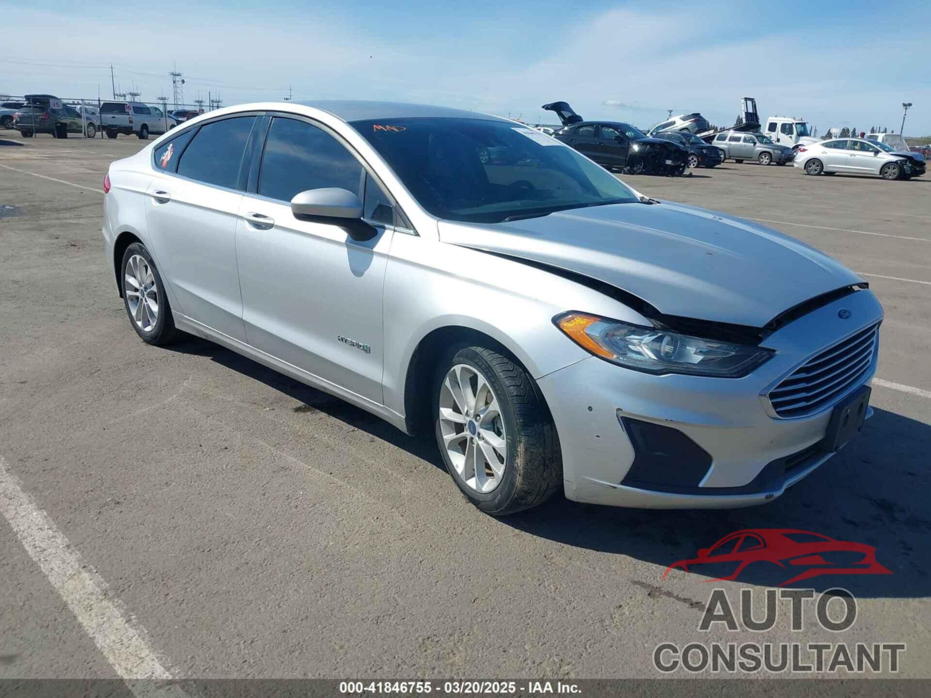 FORD FUSION HYBRID 2019 - 3FA6P0LU2KR188503