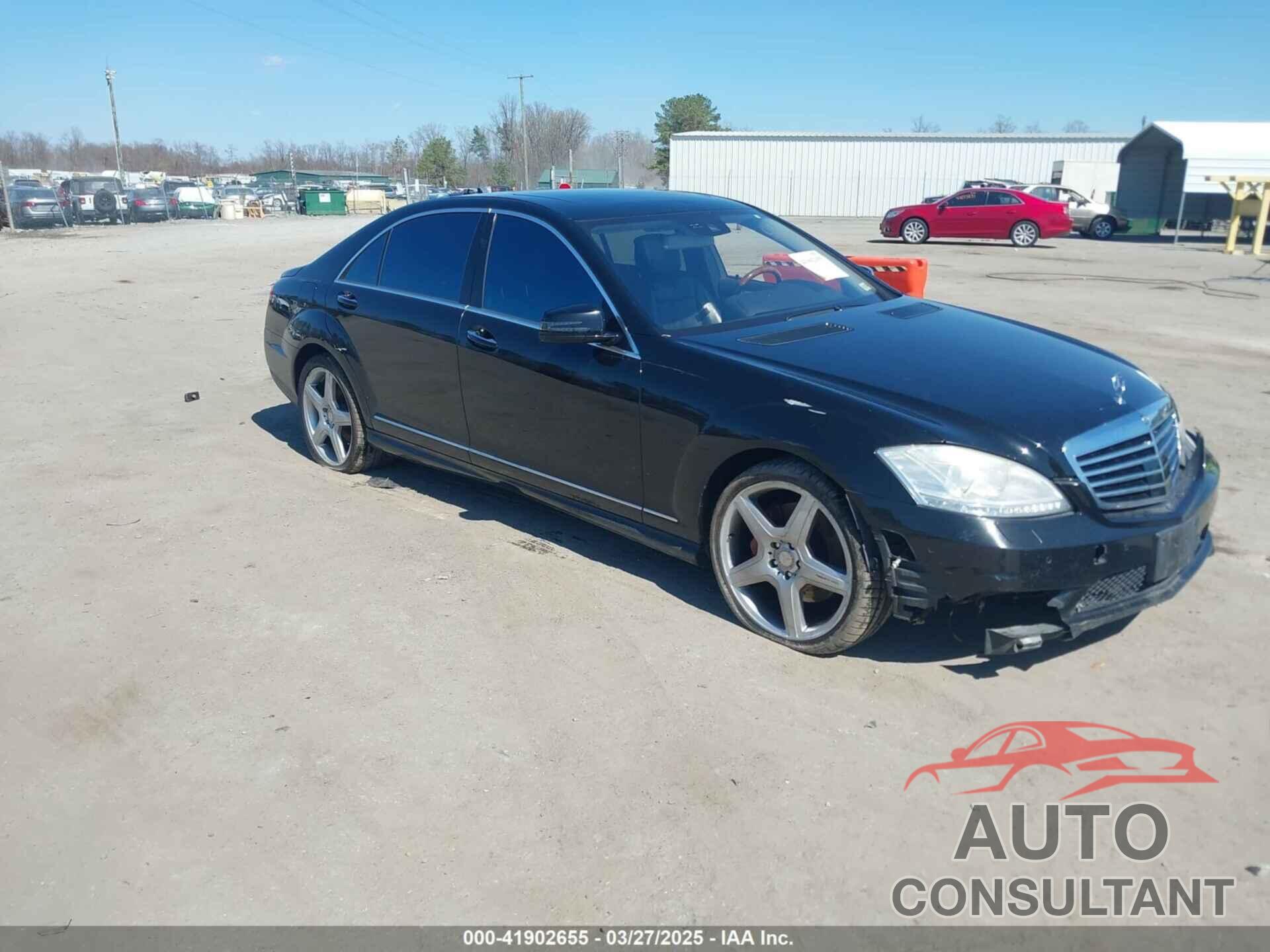 MERCEDES-BENZ S 550 2011 - WDDNG7BB7BA398237