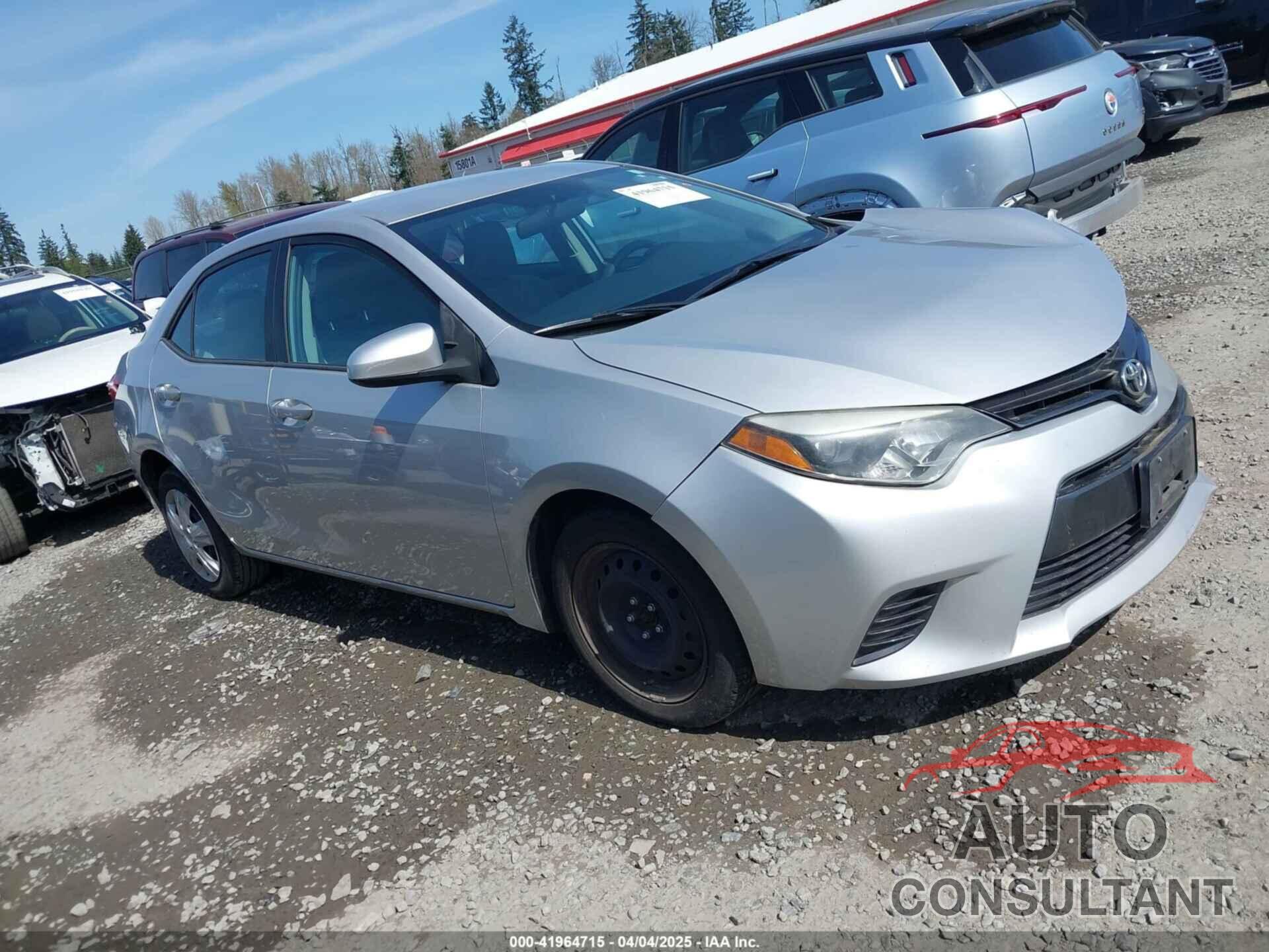 TOYOTA COROLLA 2015 - 5YFBURHE7FP353898