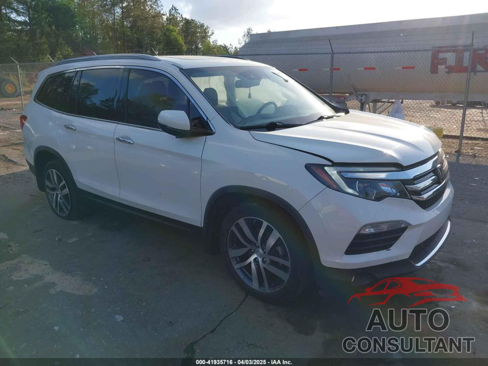 HONDA PILOT 2017 - 5FNYF6H04HB087830