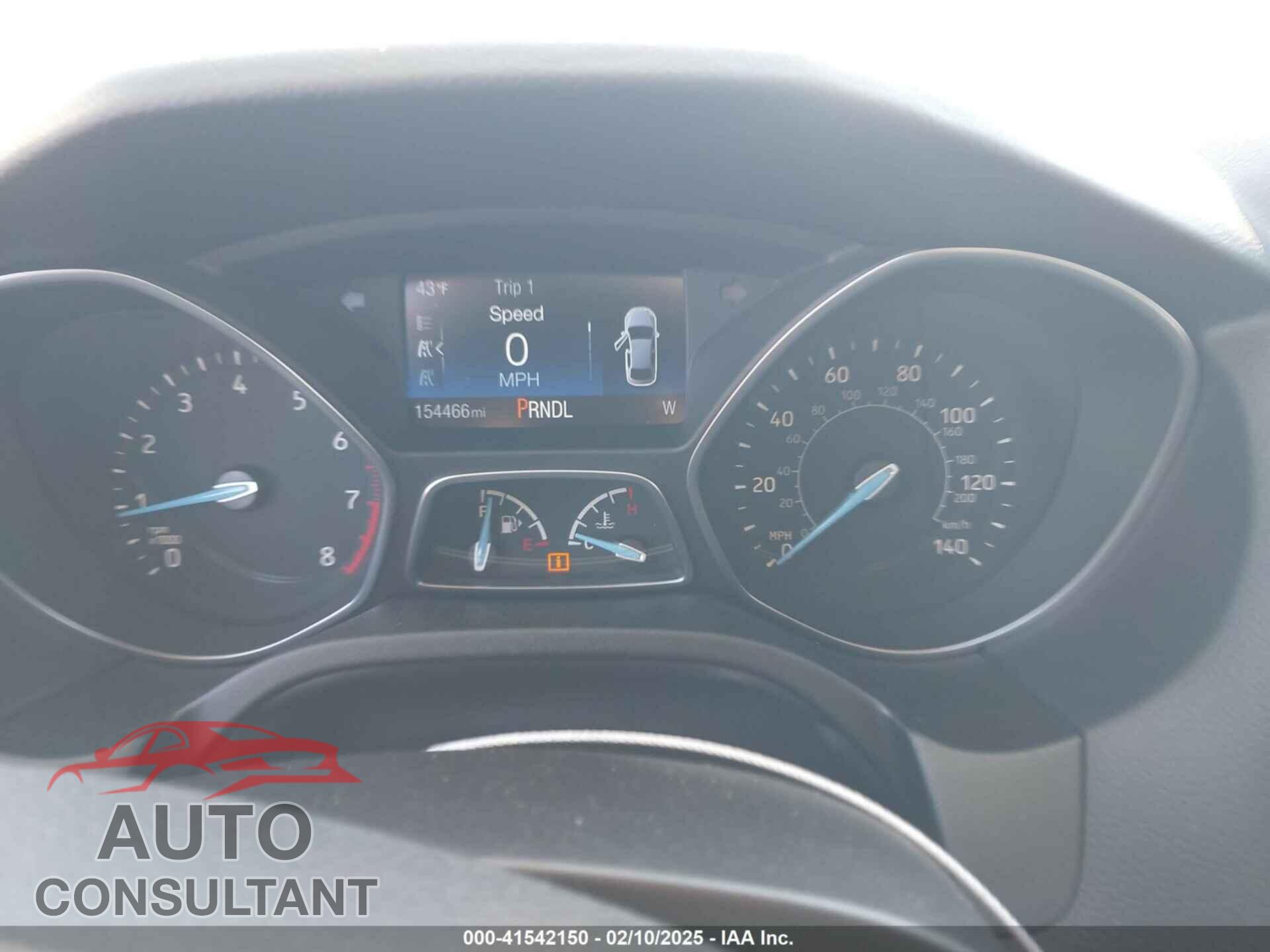 FORD FOCUS 2016 - 1FADP3F24GL217931
