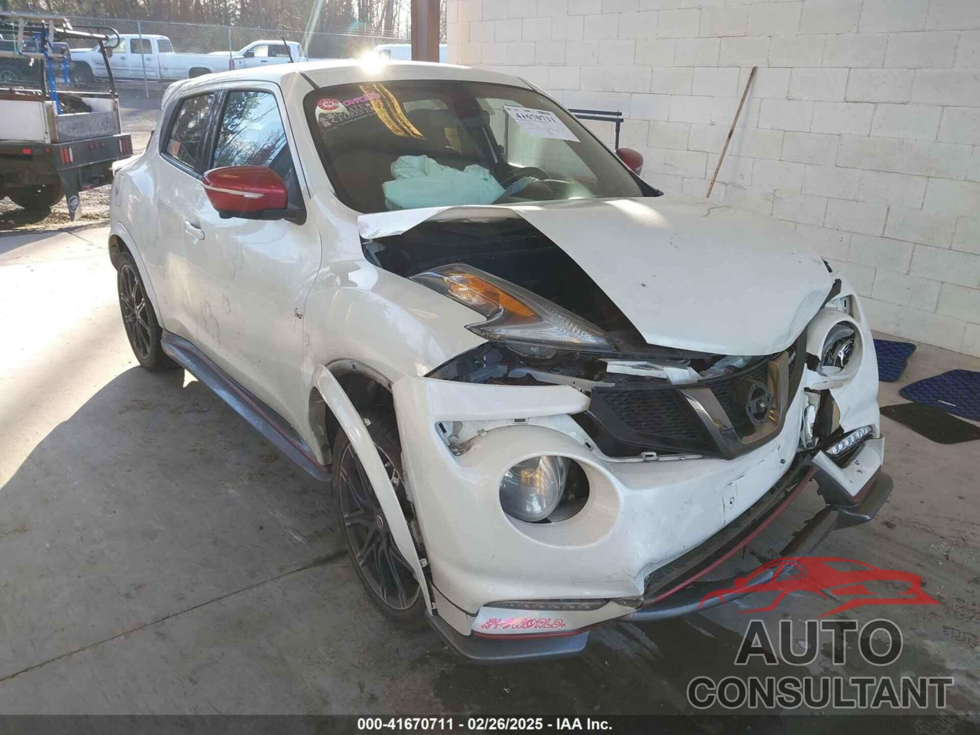 NISSAN JUKE 2017 - JN8AF5MV6HT750801