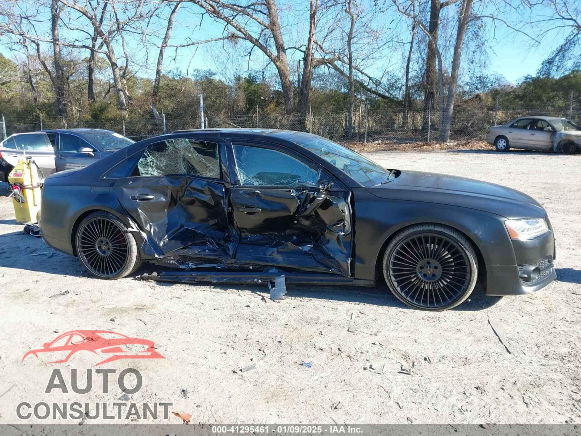 AUDI A8 L 2016 - WAU43AFD3GN010038
