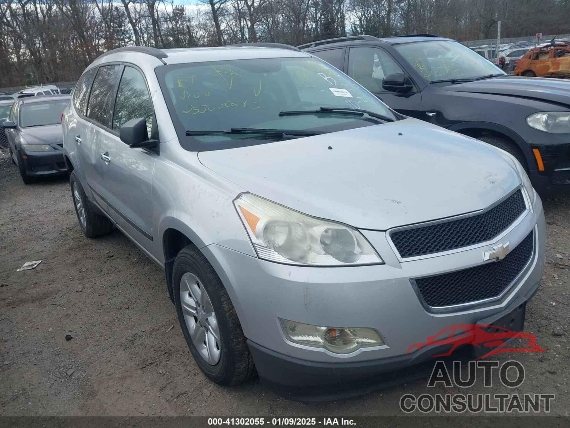 CHEVROLET TRAVERSE 2012 - 1GNKVFED8CJ386245