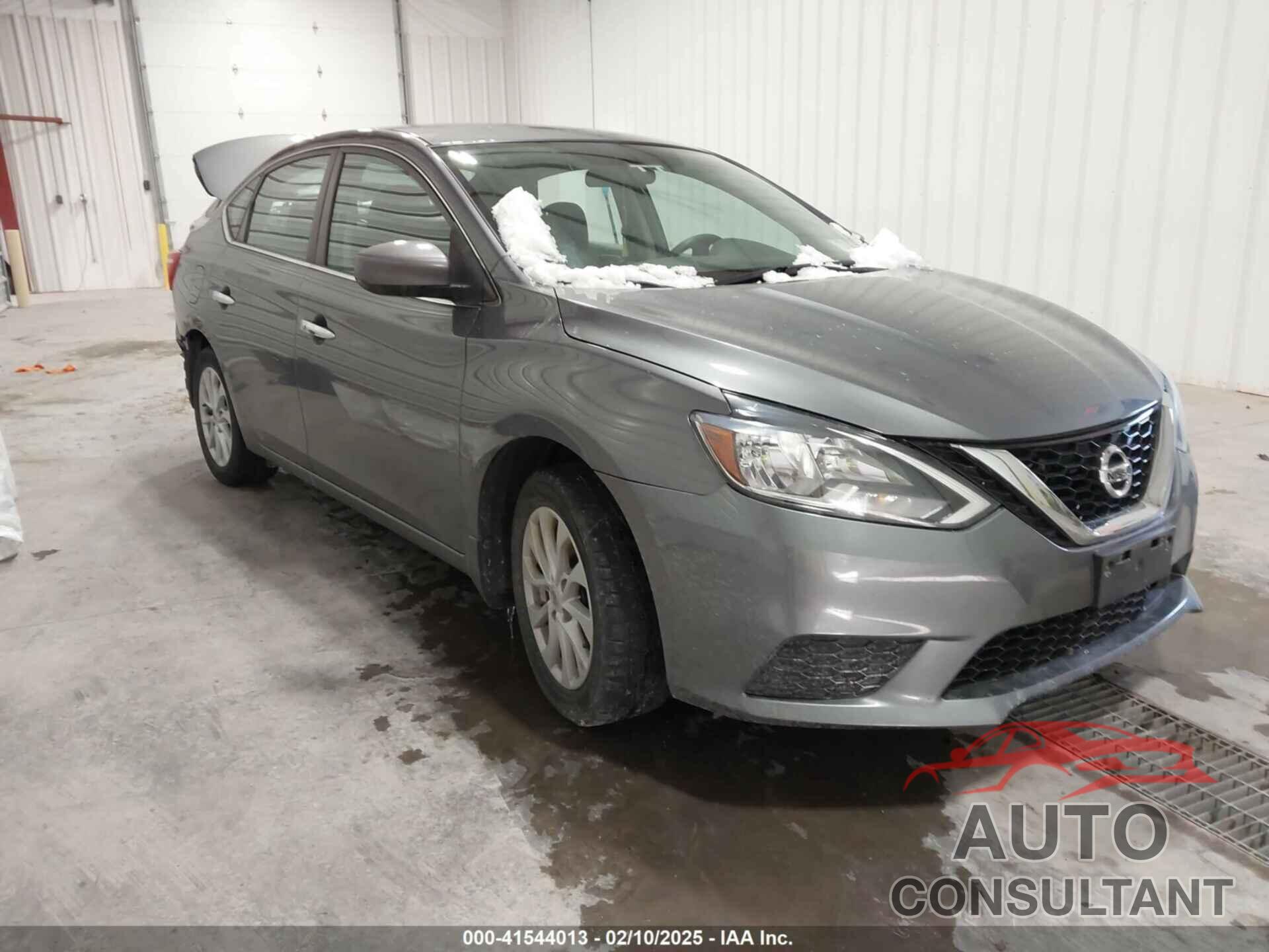 NISSAN SENTRA 2018 - 3N1AB7AP9JL620209