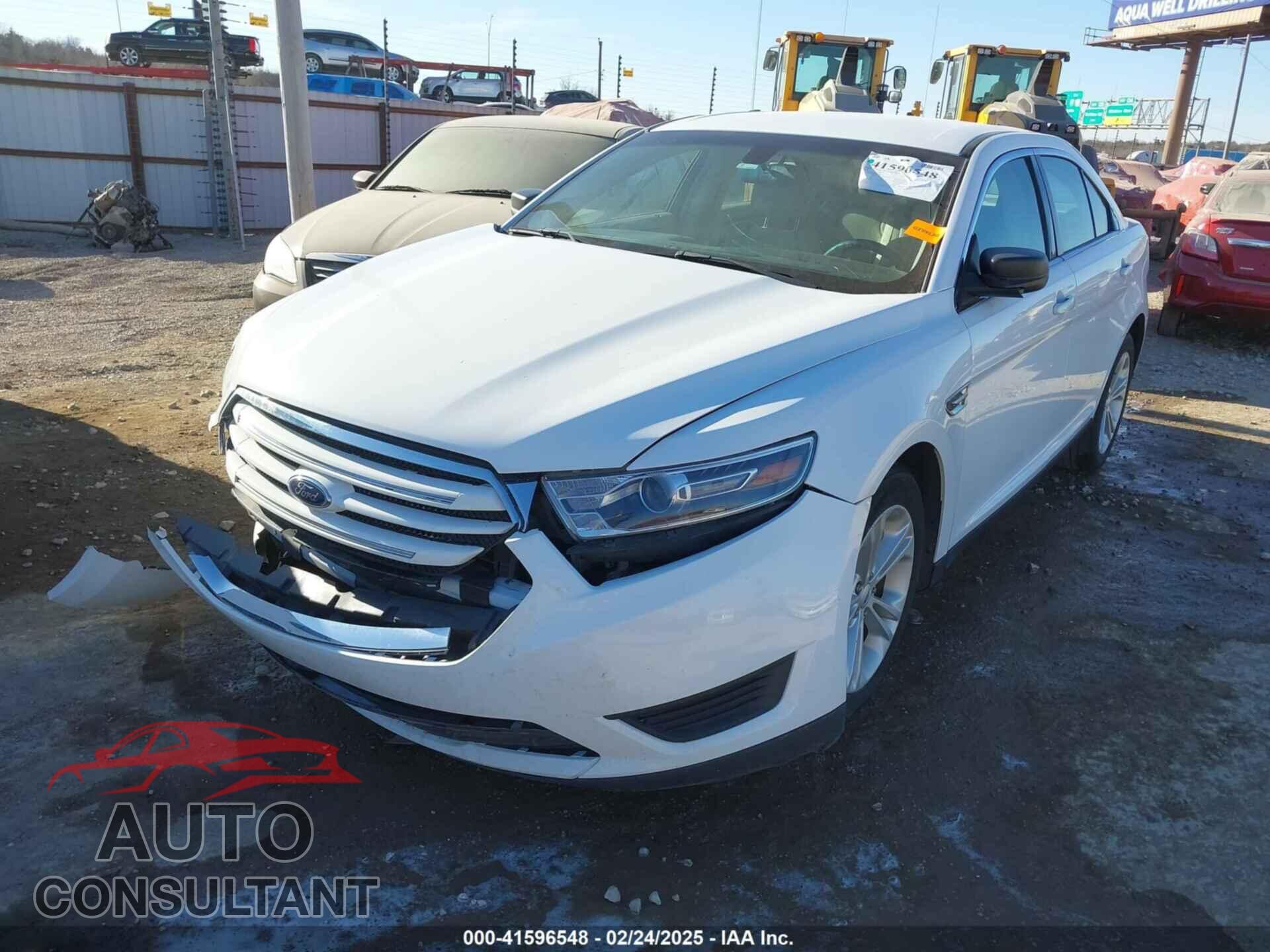 FORD TAURUS 2018 - 1FAHP2D85JG127853