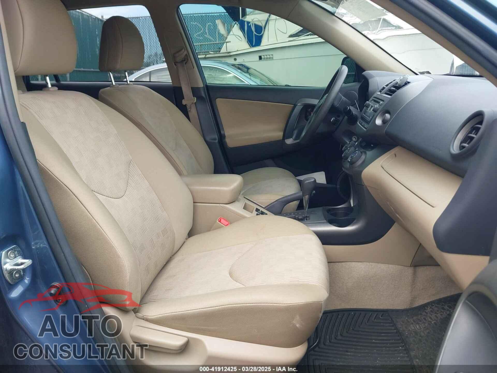TOYOTA RAV4 2012 - 2T3BF4DV0CW222316