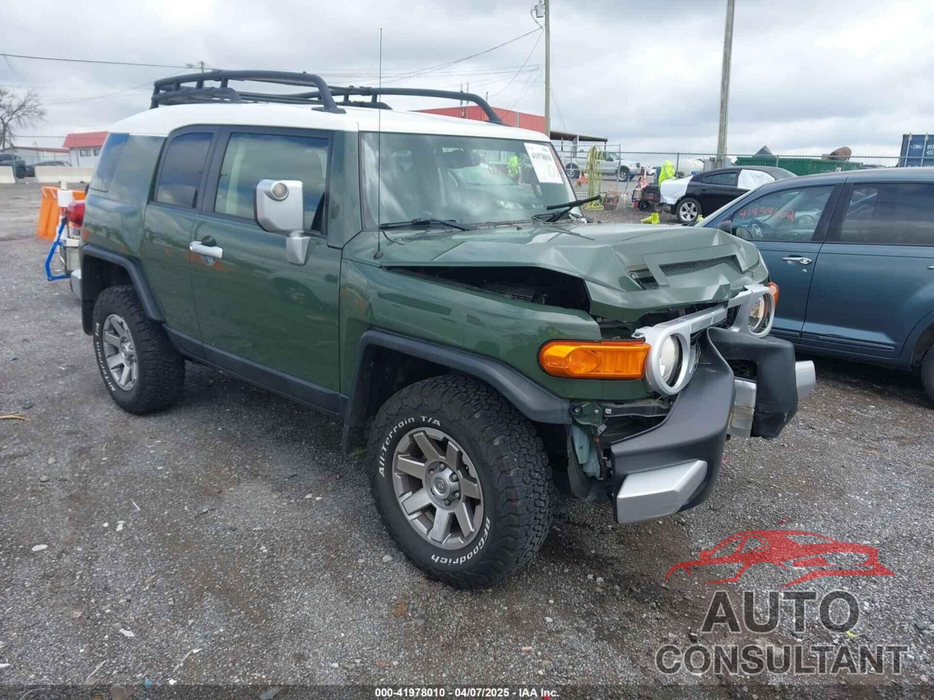 TOYOTA FJ CRUISER 2014 - JTEBU4BF1EK203587