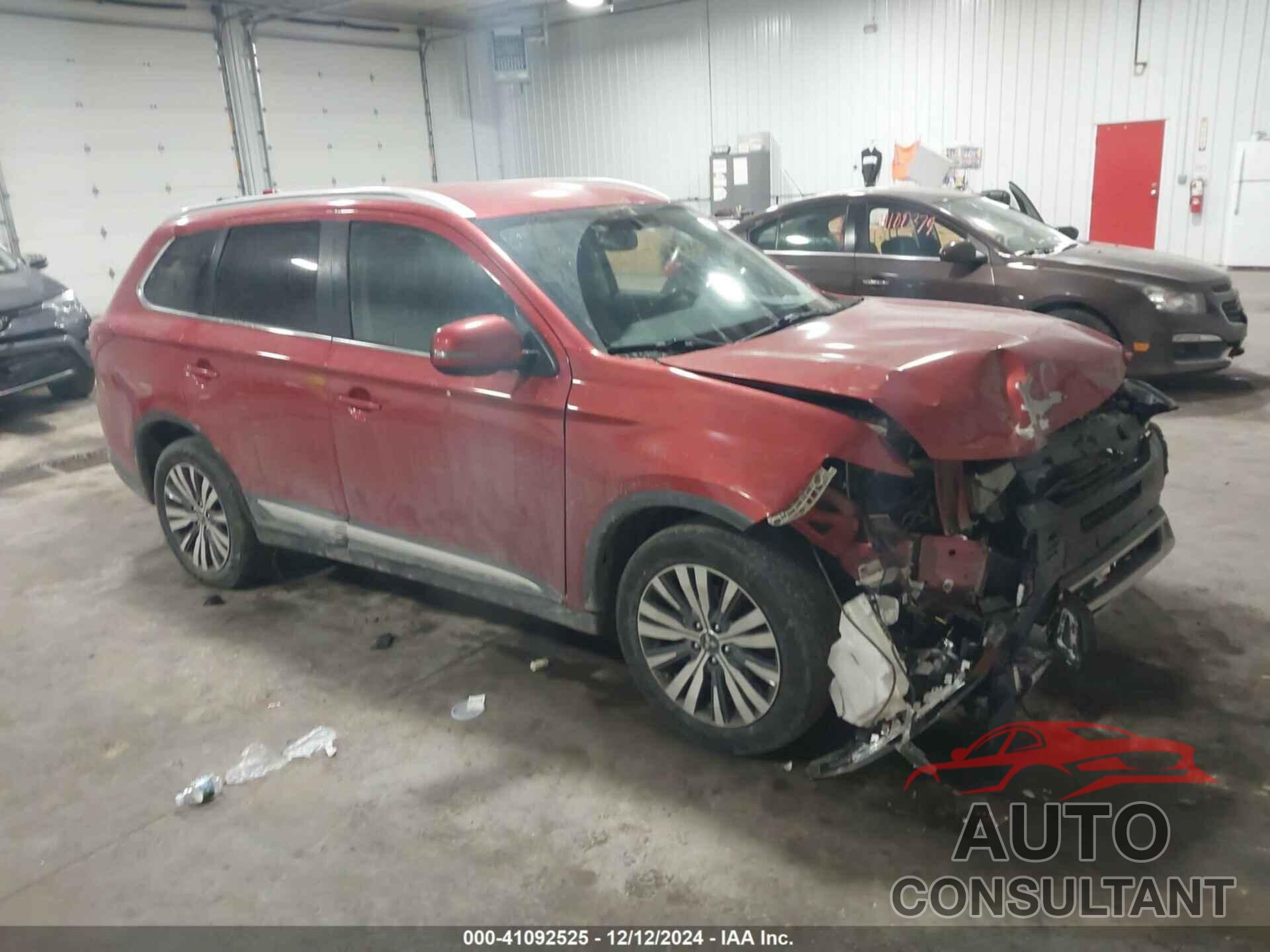 MITSUBISHI OUTLANDER 2019 - JA4AZ3A35KZ039101