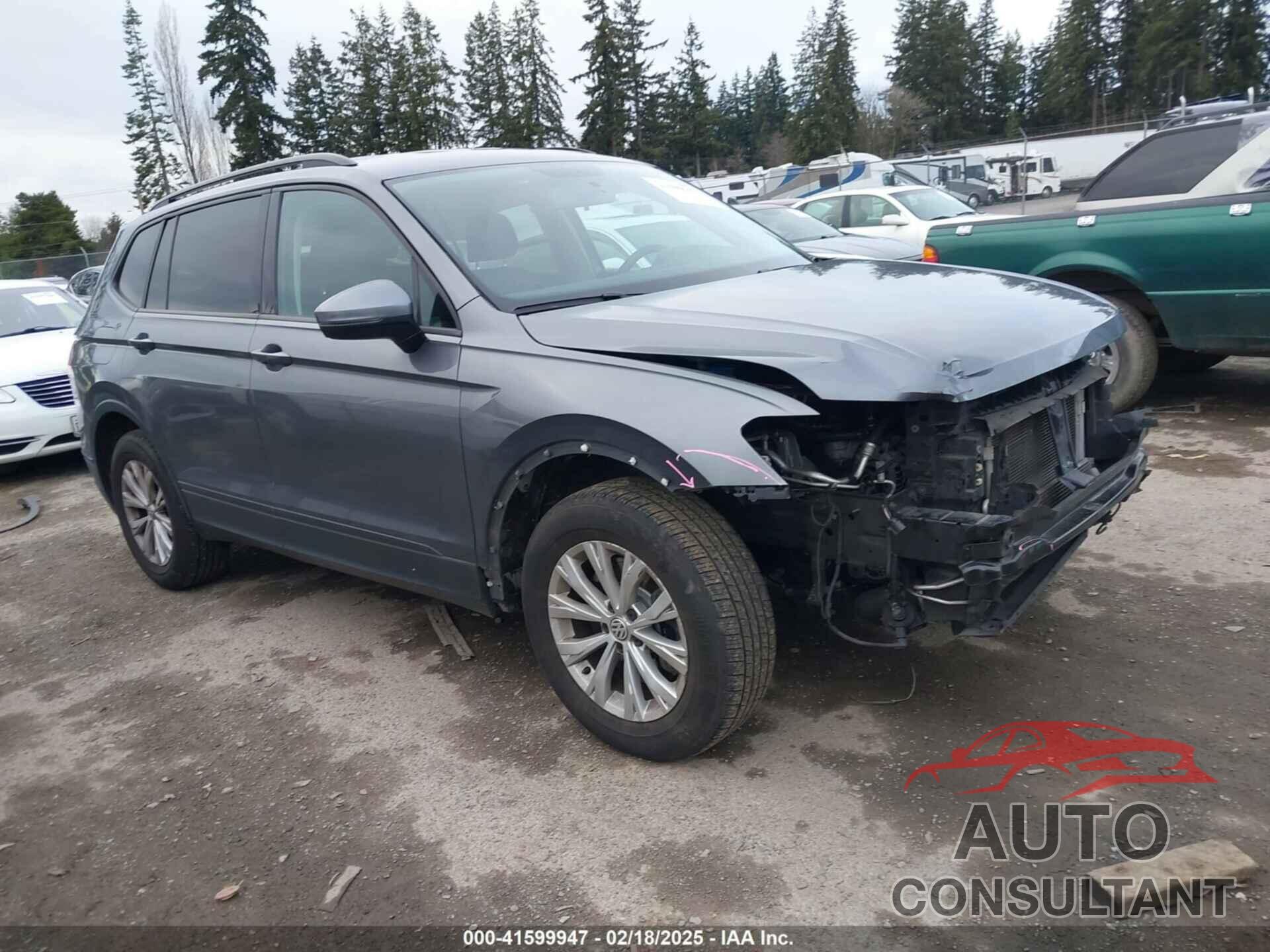 VOLKSWAGEN TIGUAN 2018 - 3VV0B7AX9JM085208