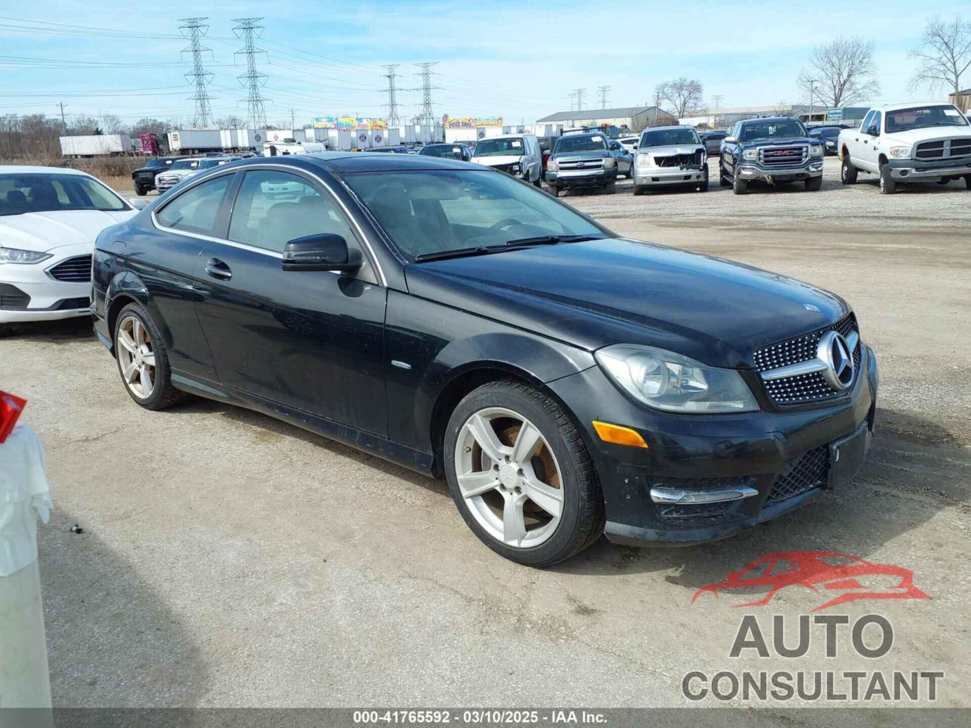 MERCEDES-BENZ C 250 2012 - WDDGJ4HB4CF743051