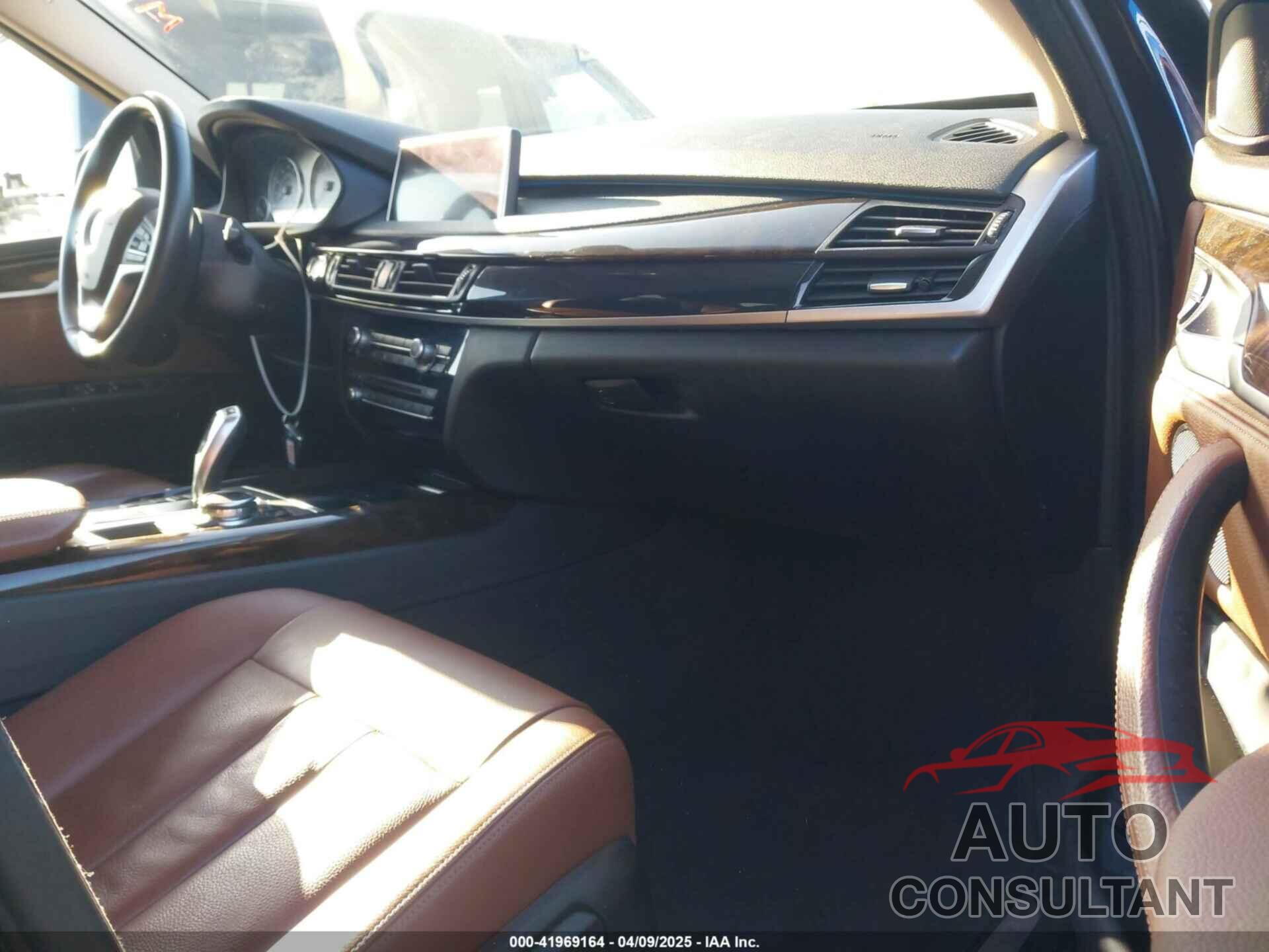 BMW X5 2015 - 5UXKR0C53F0K62348