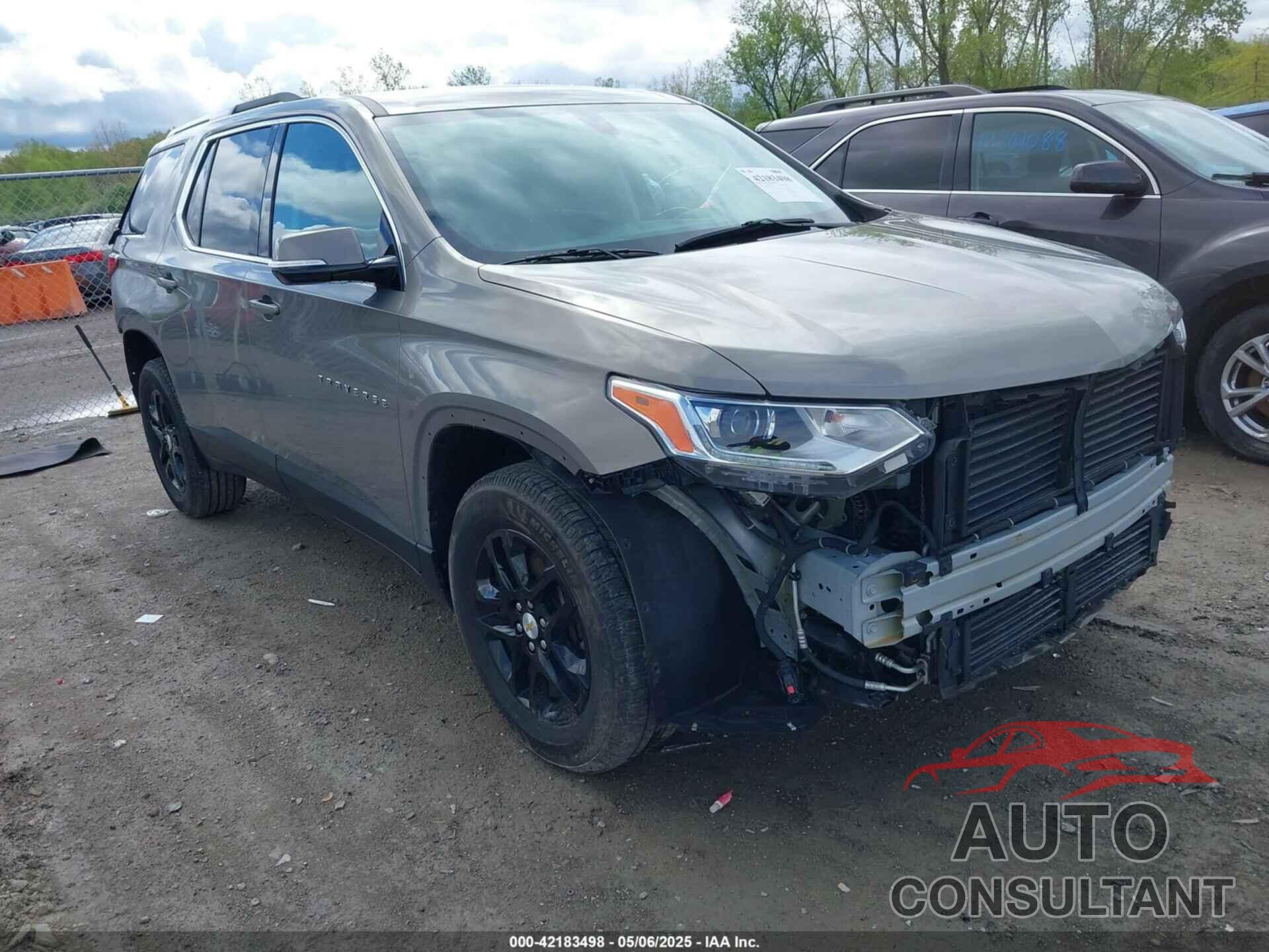 CHEVROLET TRAVERSE 2018 - 1GNERGKW3JJ218457