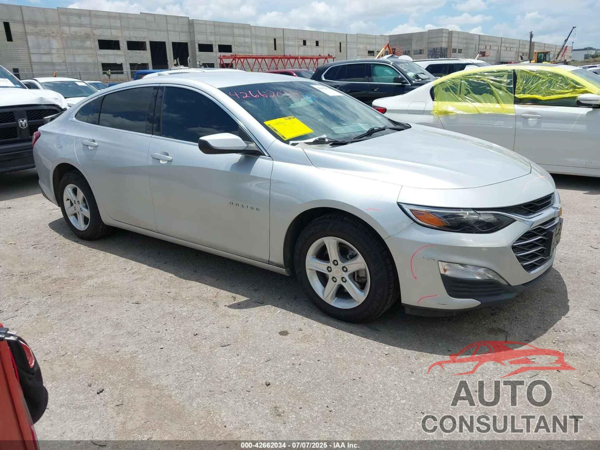CHEVROLET MALIBU 2022 - 1G1ZD5ST2NF148941
