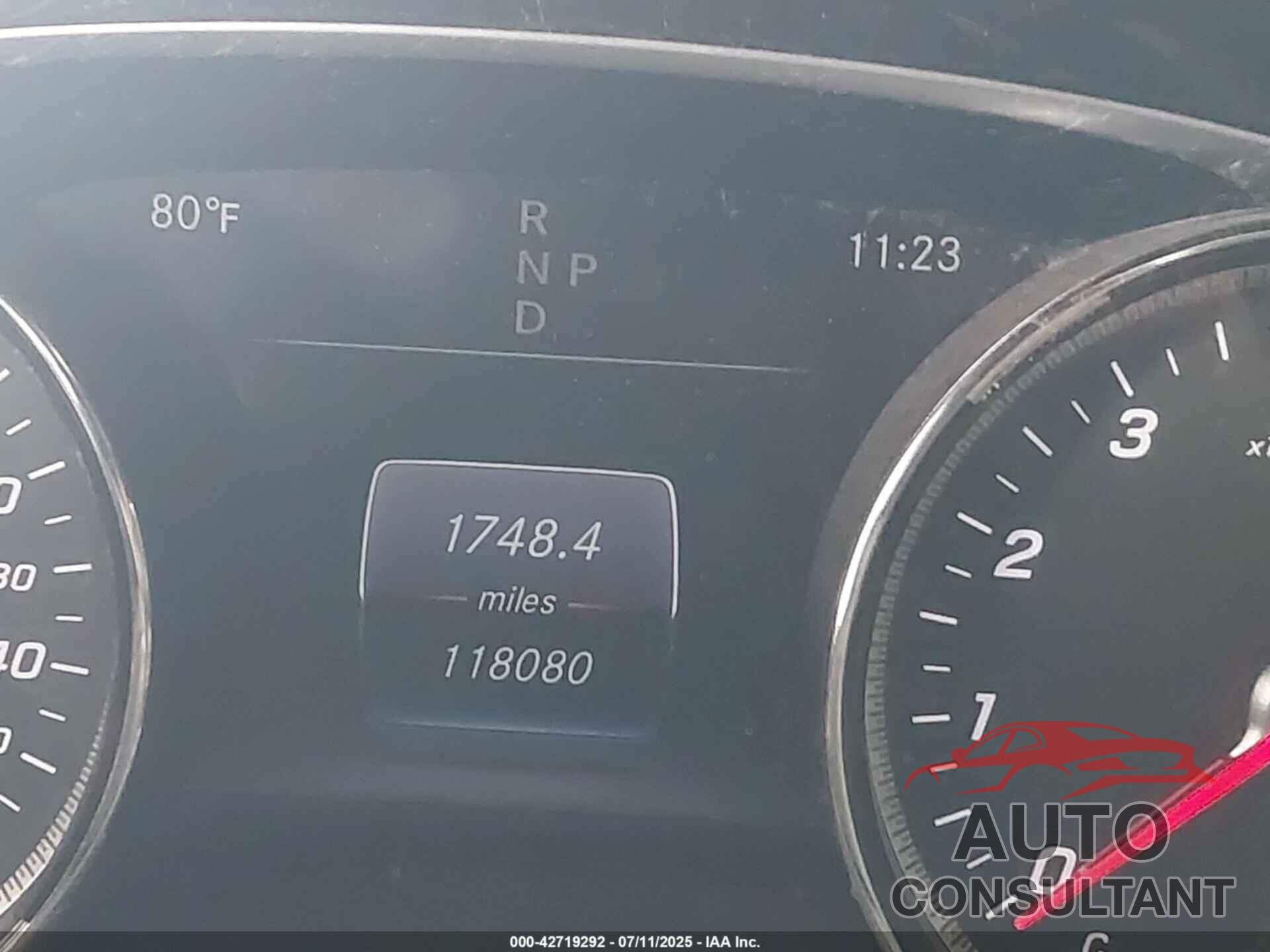 MERCEDES-BENZ E 300 2017 - WDDZF4KB1HA081629