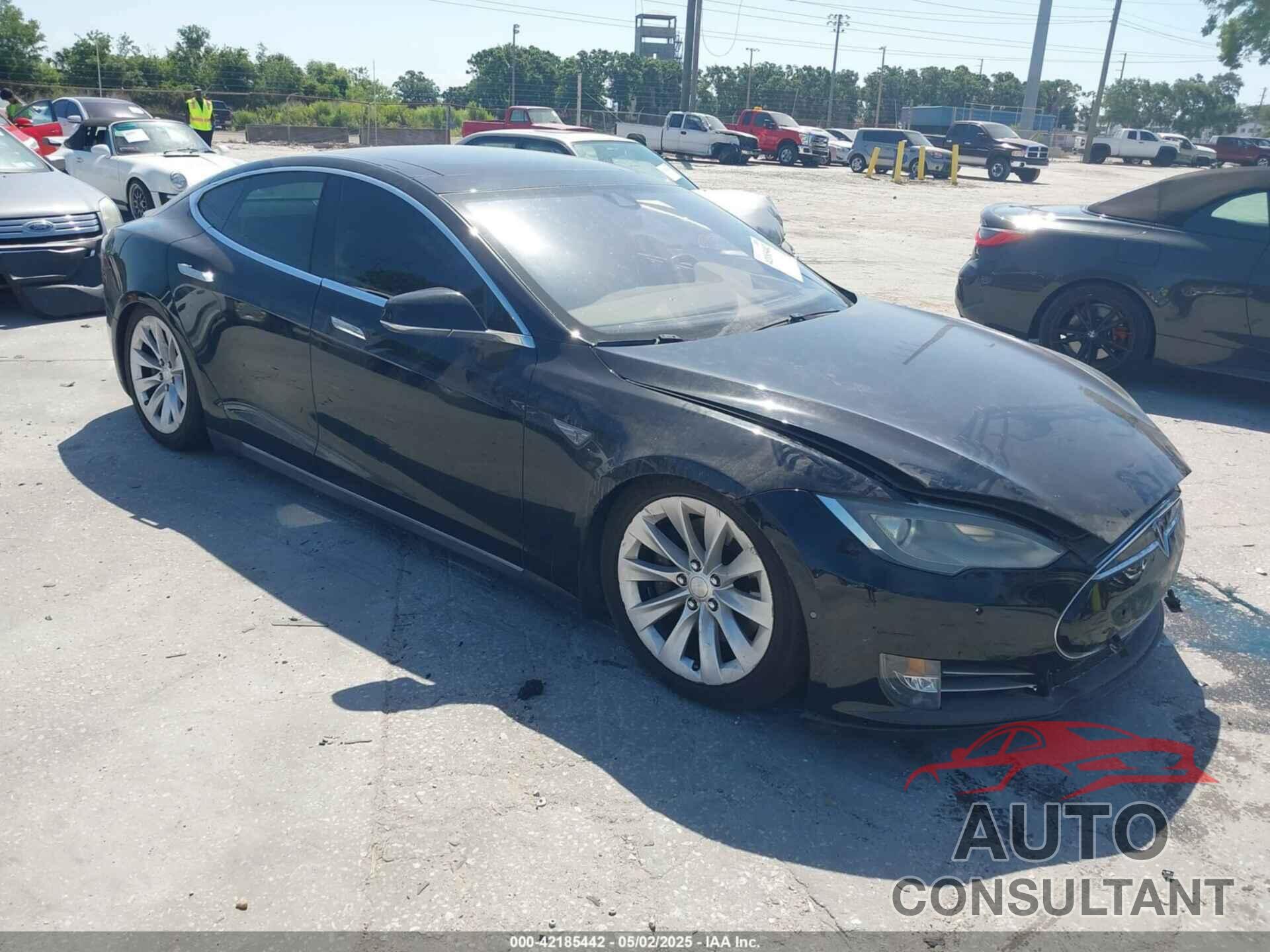 TESLA MODEL S 2014 - 5YJSA1H25EFP65571