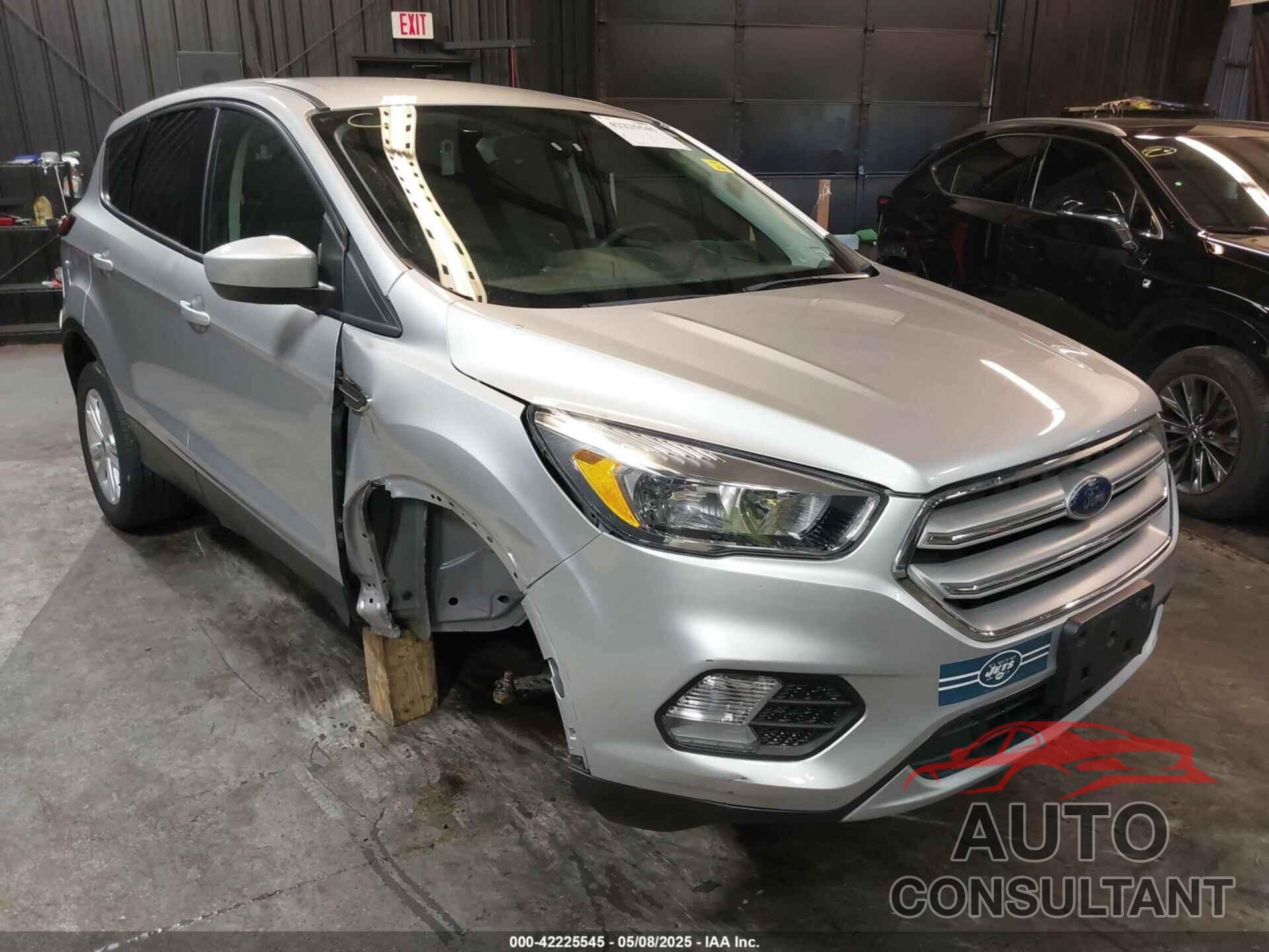 FORD ESCAPE 2019 - 1FMCU0GD0KUB42219