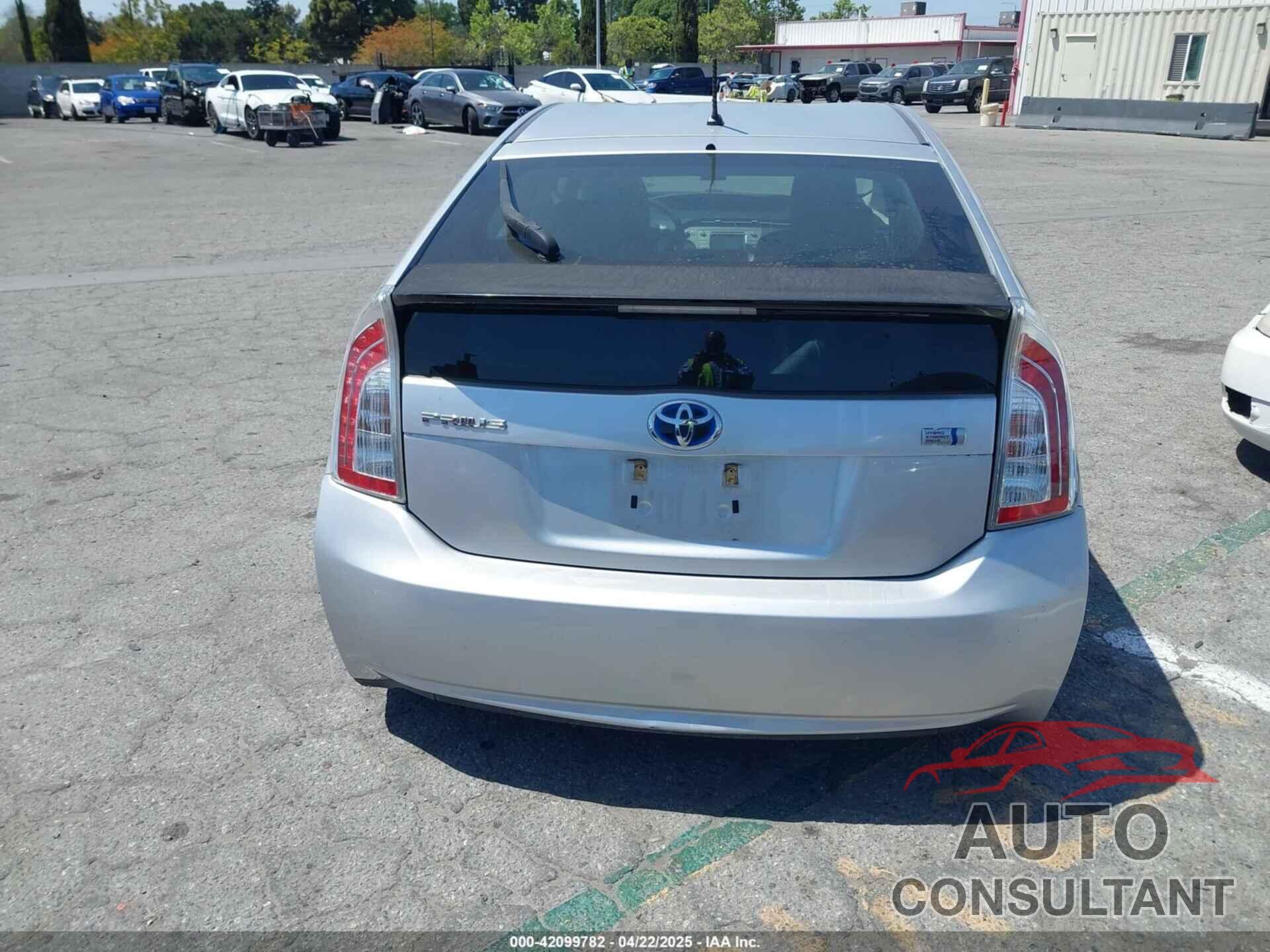 TOYOTA PRIUS 2013 - JTDKN3DU6D5551678