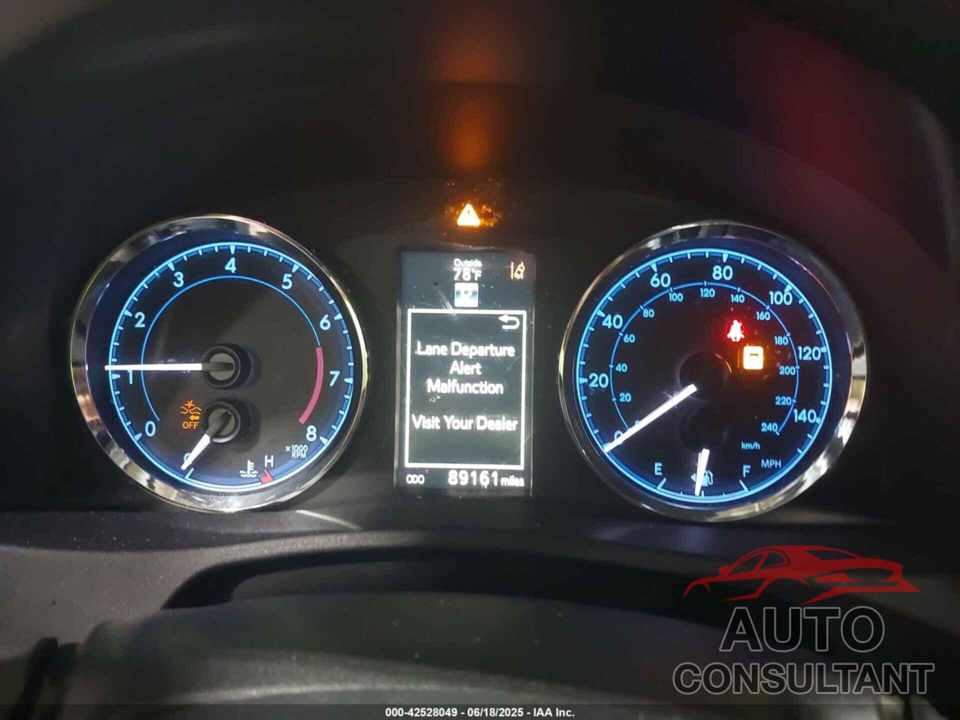 TOYOTA COROLLA 2017 - 2T1BURHE3HC782085