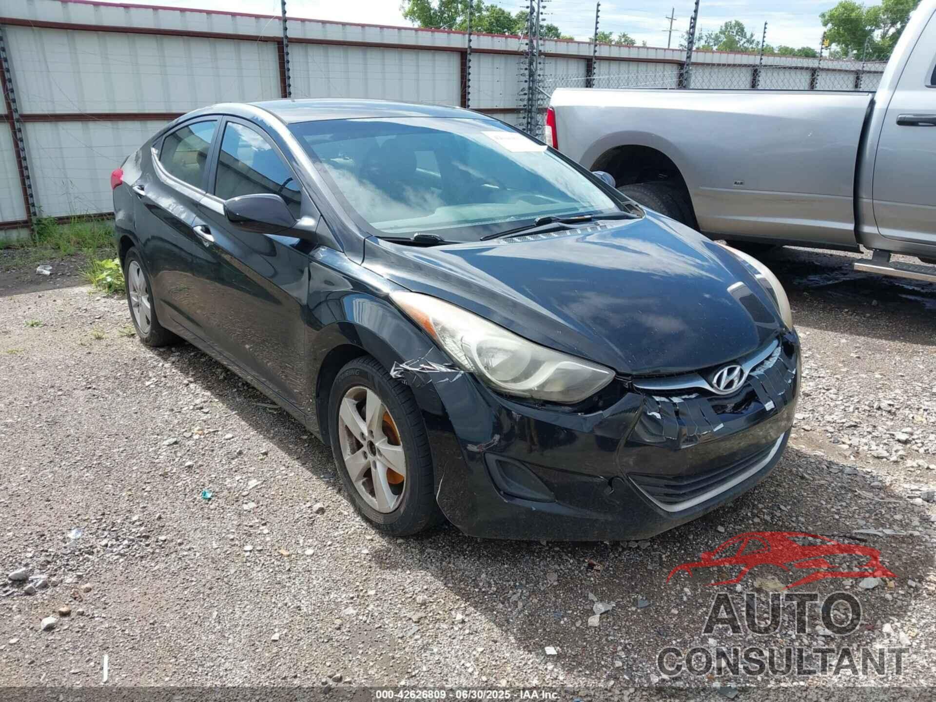 HYUNDAI ELANTRA 2011 - KMHDH4AEXBU169834
