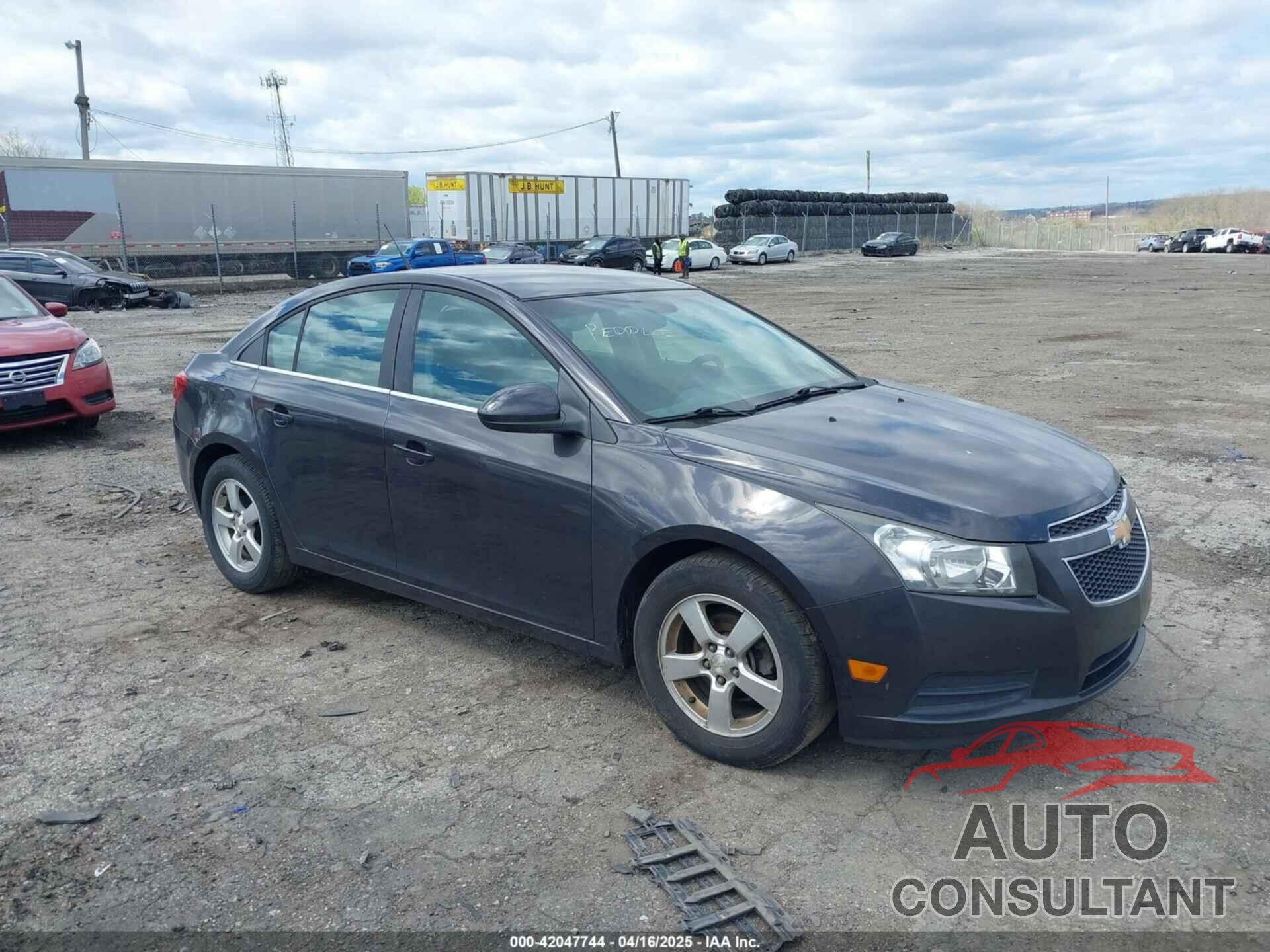CHEVROLET CRUZE 2014 - 1G1PC5SB4E7288596