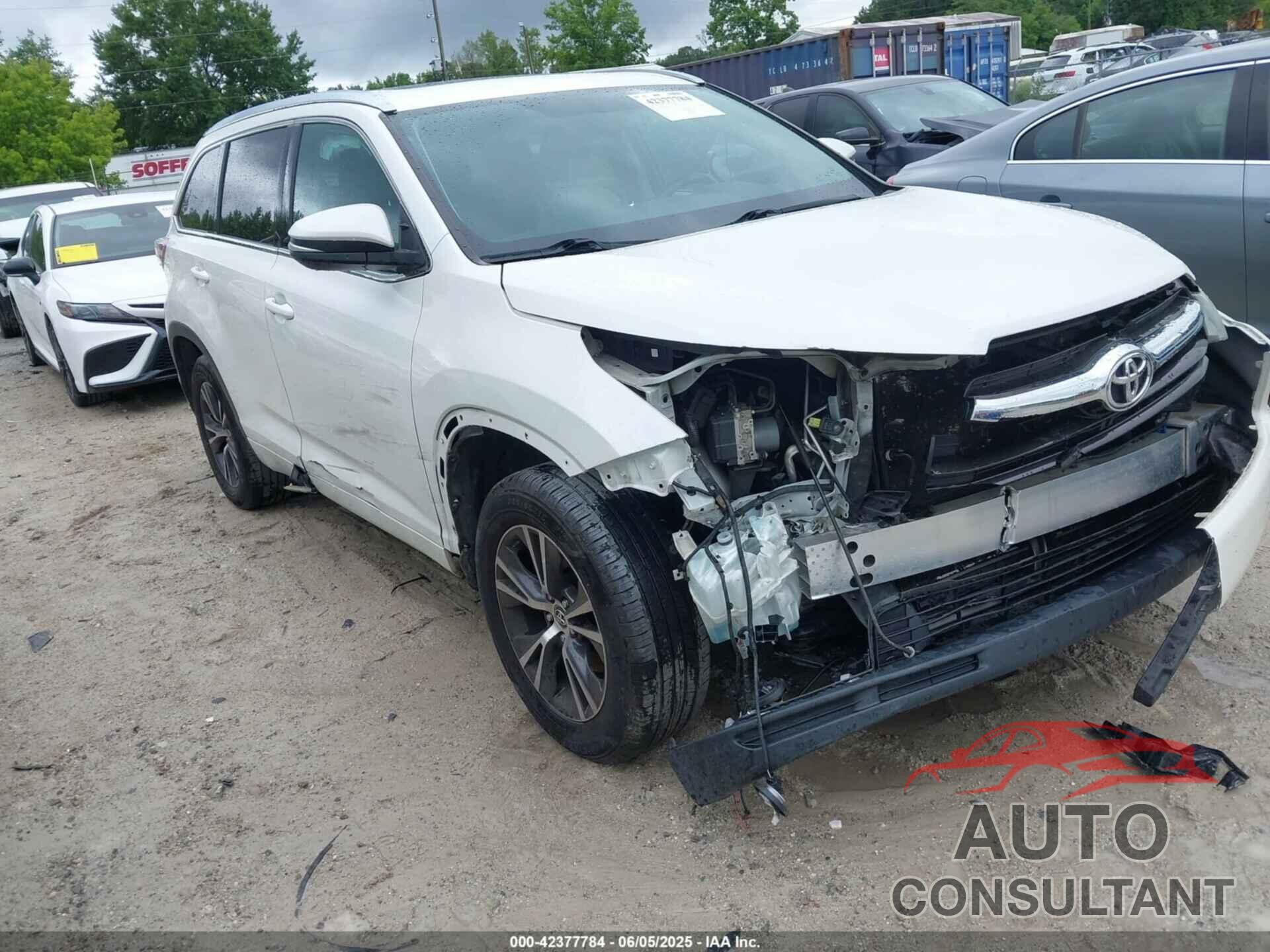 TOYOTA HIGHLANDER 2016 - 5TDKKRFH3GS122623