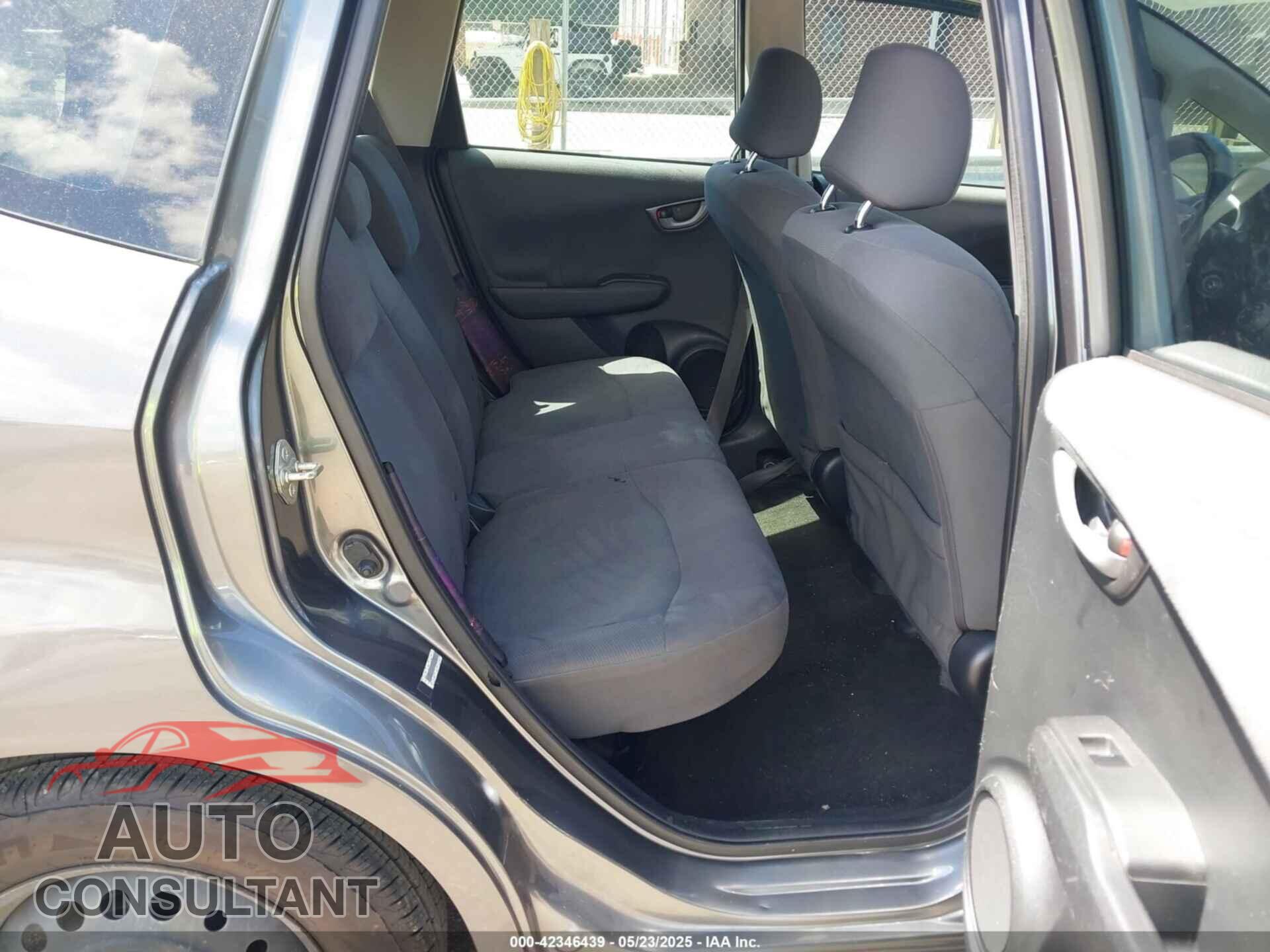 HONDA FIT 2013 - JHMGE8H33DC079955