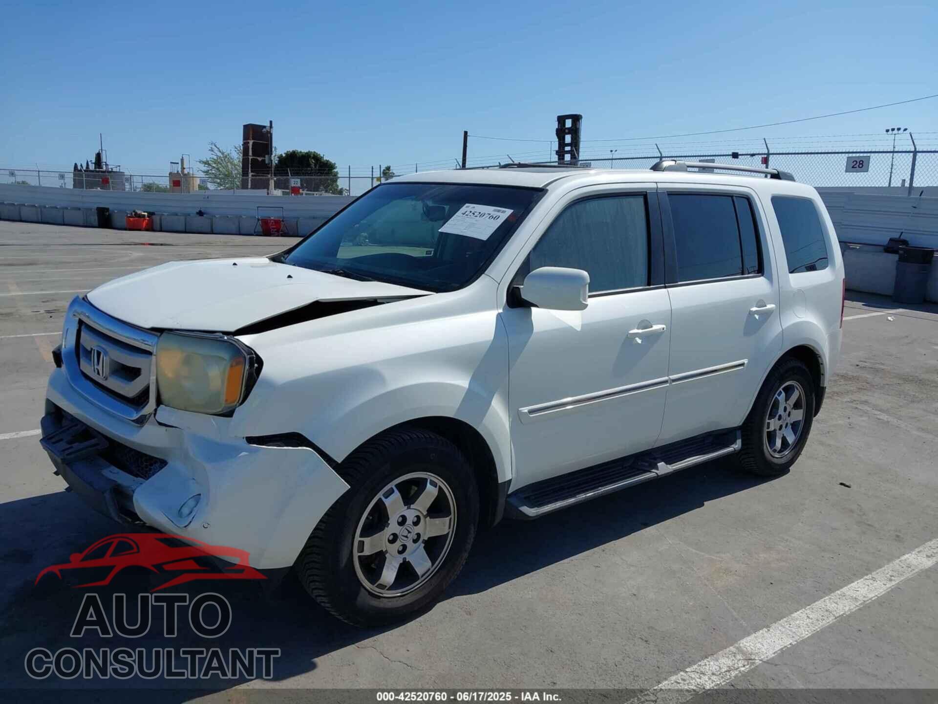 HONDA PILOT 2011 - 5FNYF4H90BB054740