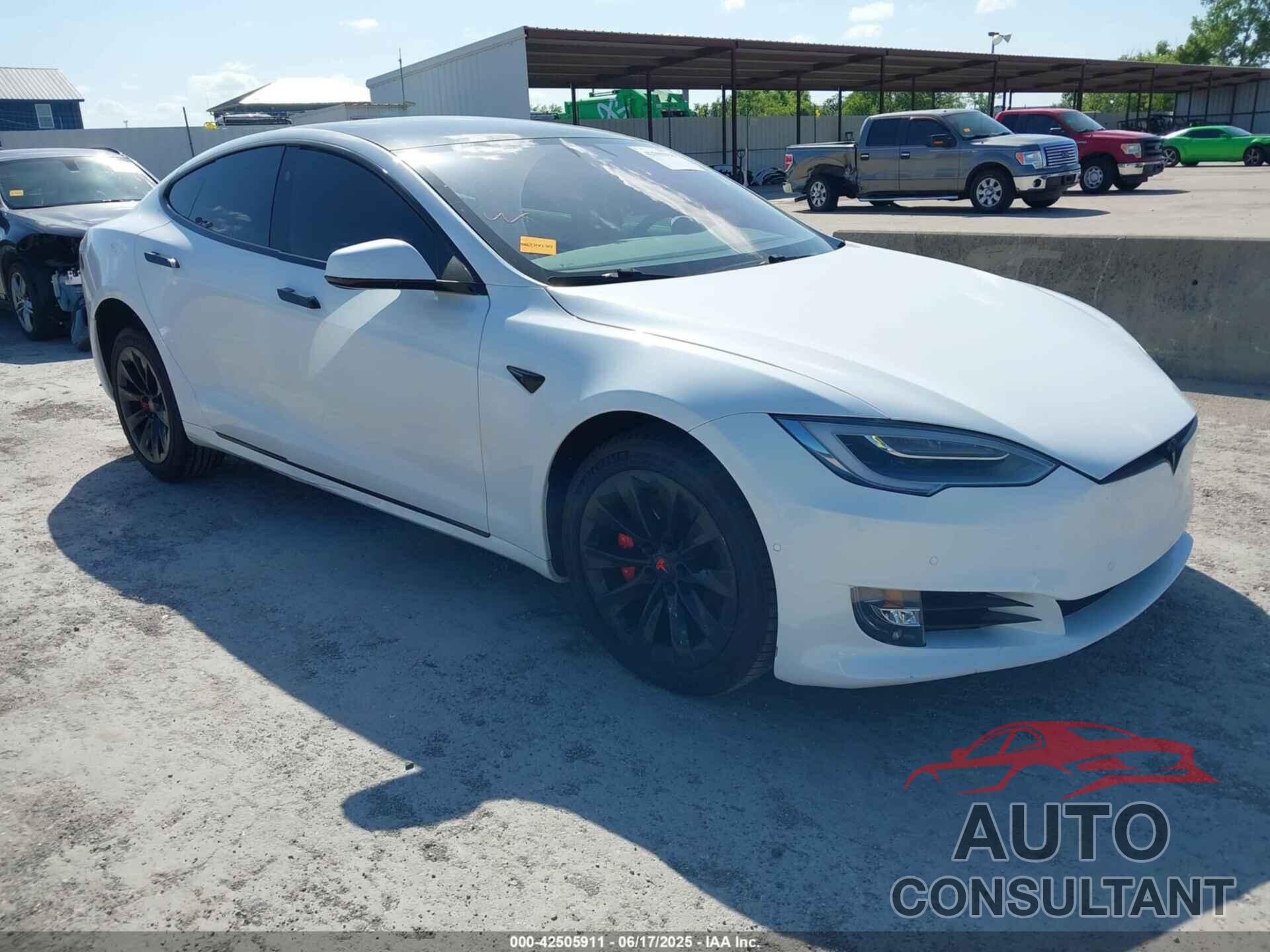 TESLA MODEL S 2021 - 5YJSA1E49MF426168