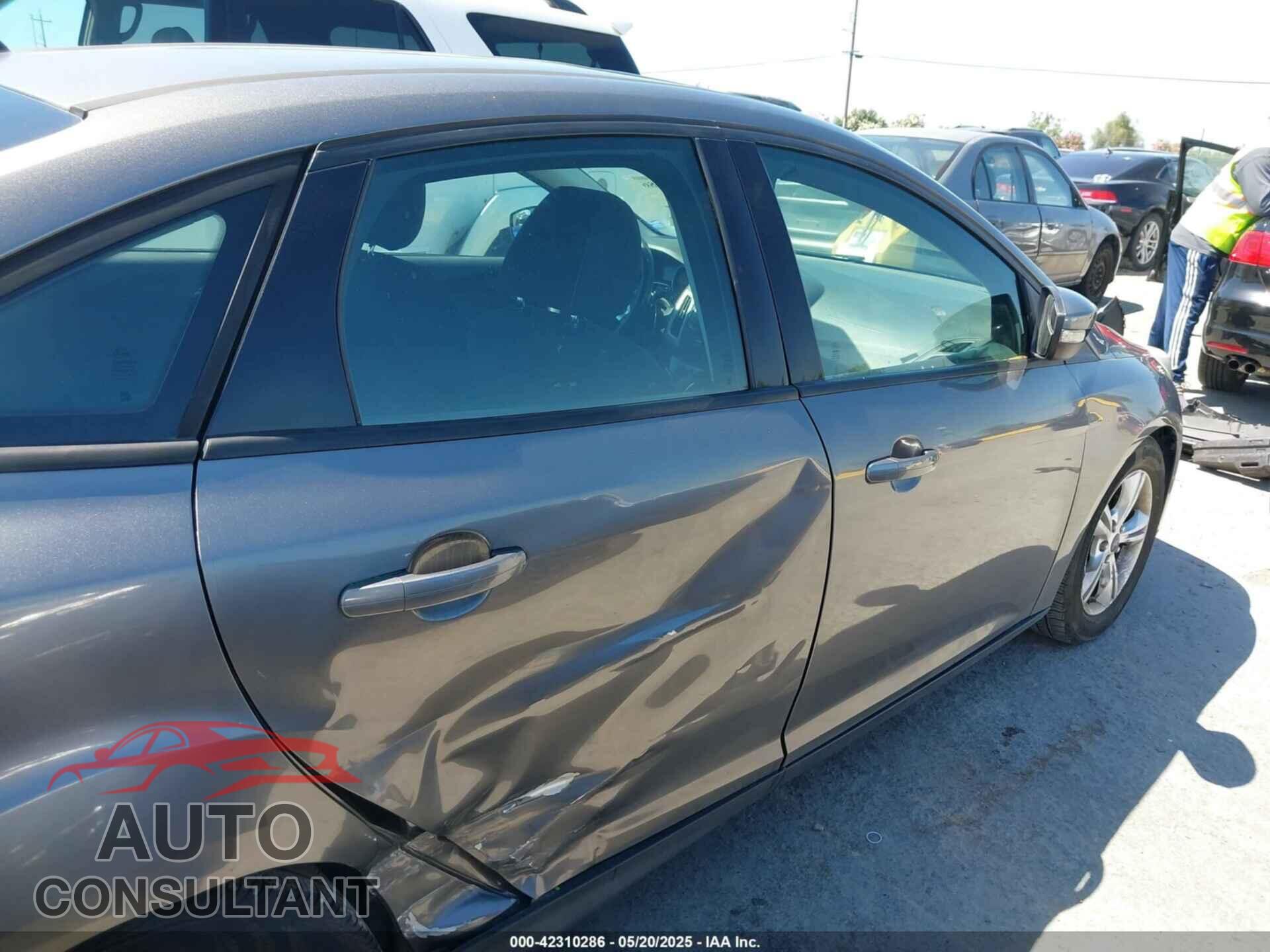 FORD FOCUS 2014 - 1FADP3F21EL350420