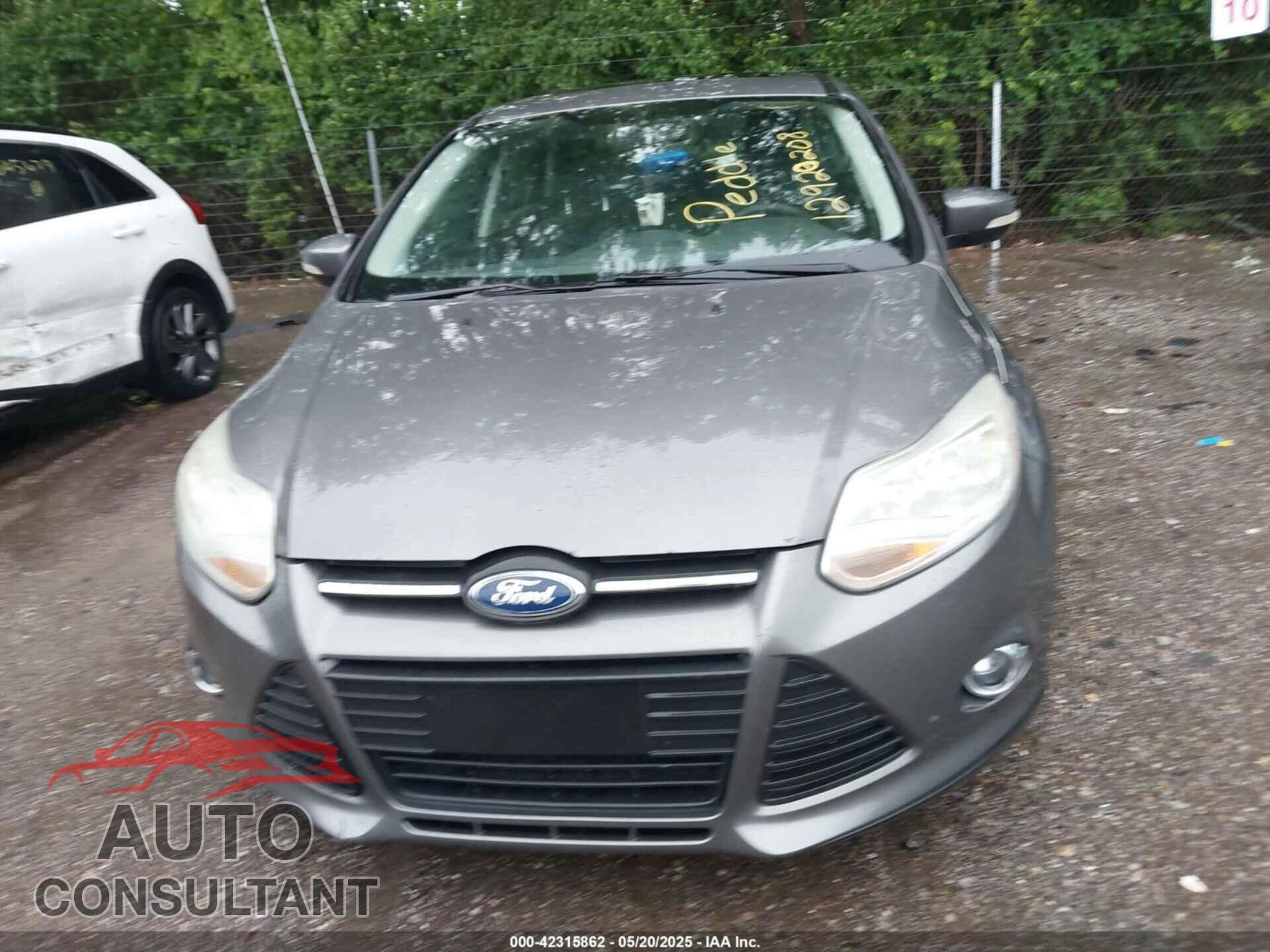FORD FOCUS 2012 - 1FAHP3F20CL138736