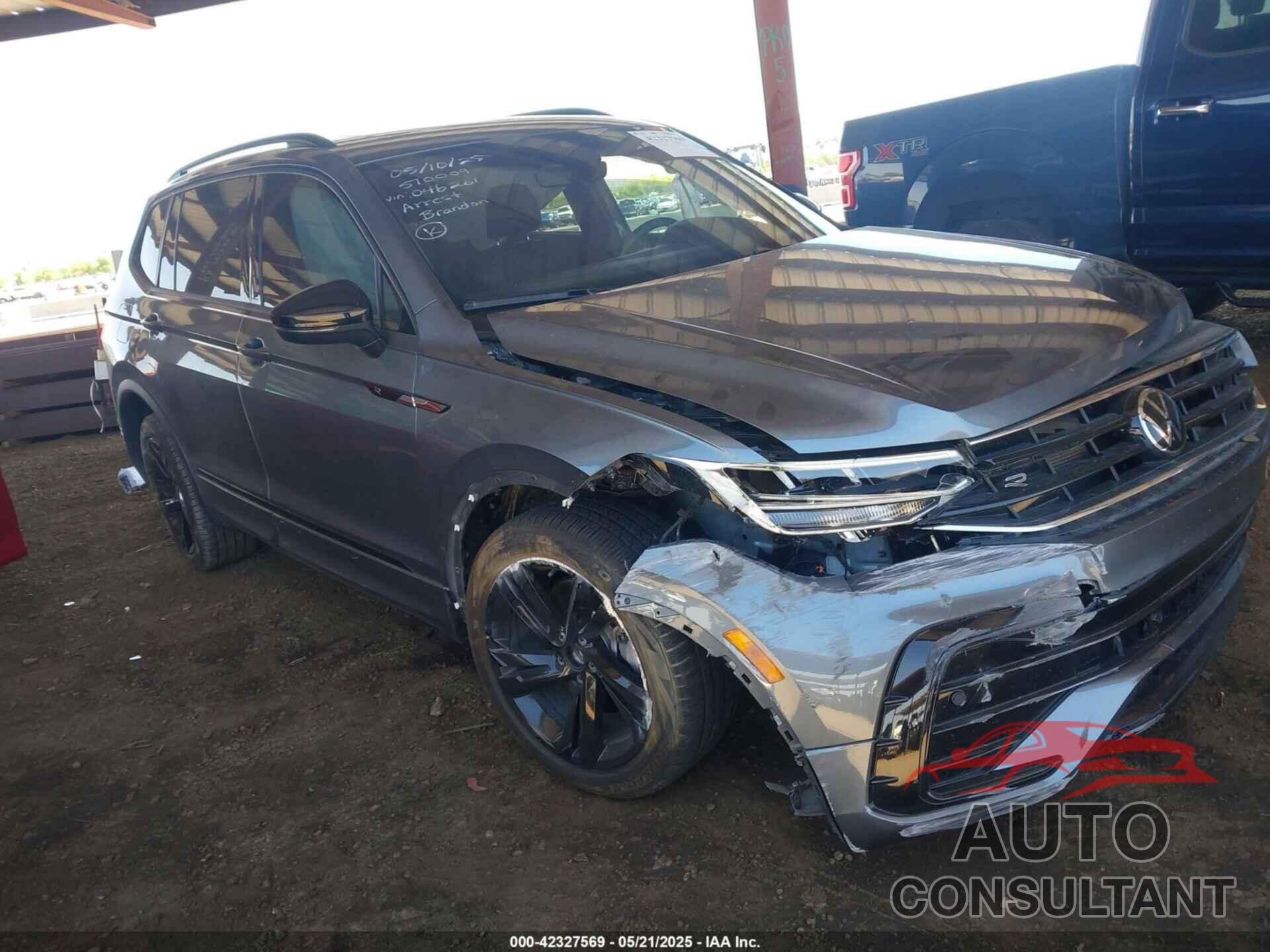 VOLKSWAGEN TIGUAN 2024 - 3VVCB7AX4RM046261