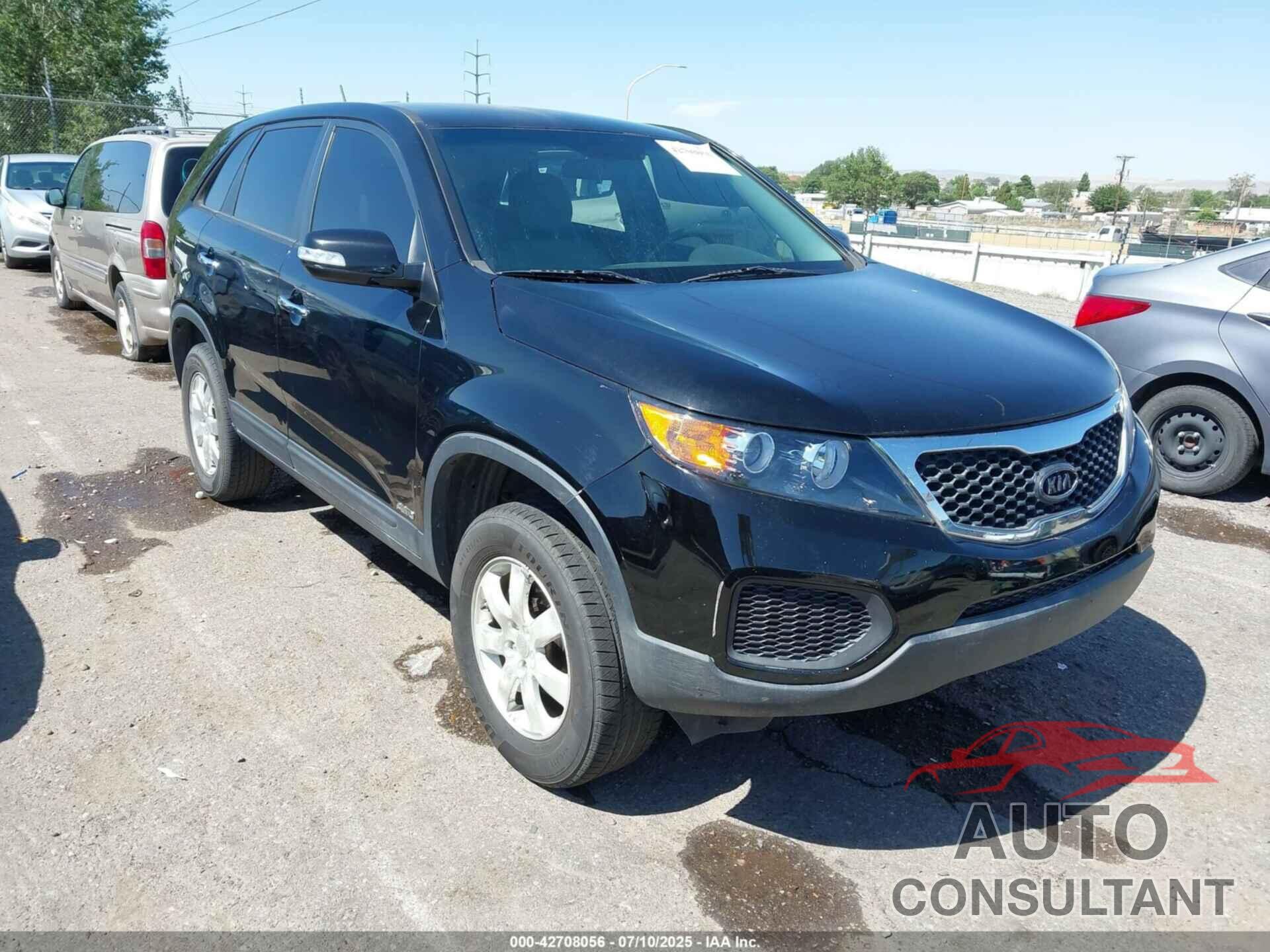 KIA SORENTO 2011 - 5XYKTCA10BG015359