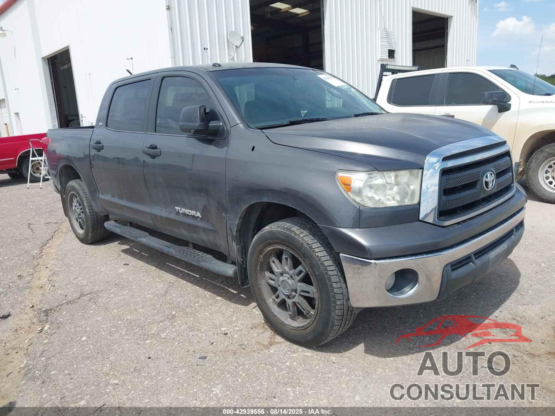 TOYOTA TUNDRA 2013 - 5TFEM5F16DX066847
