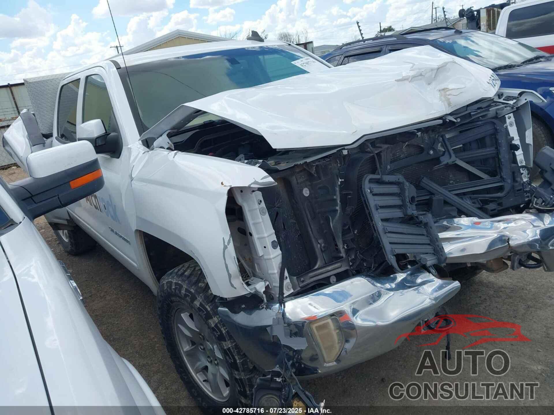 CHEVROLET SILVERADO 1500 2018 - 3GCUKREC9JG274331