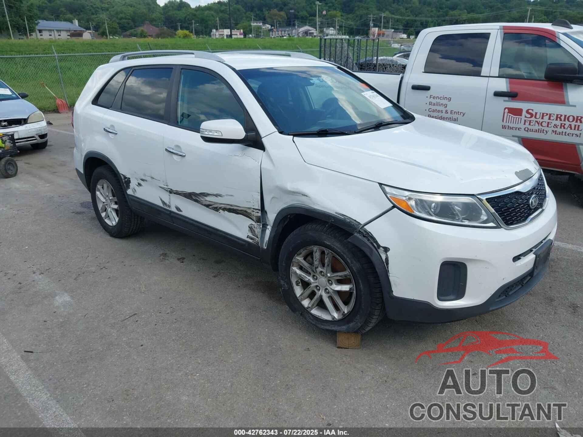 KIA SORENTO 2015 - 5XYKTDA78FG550441