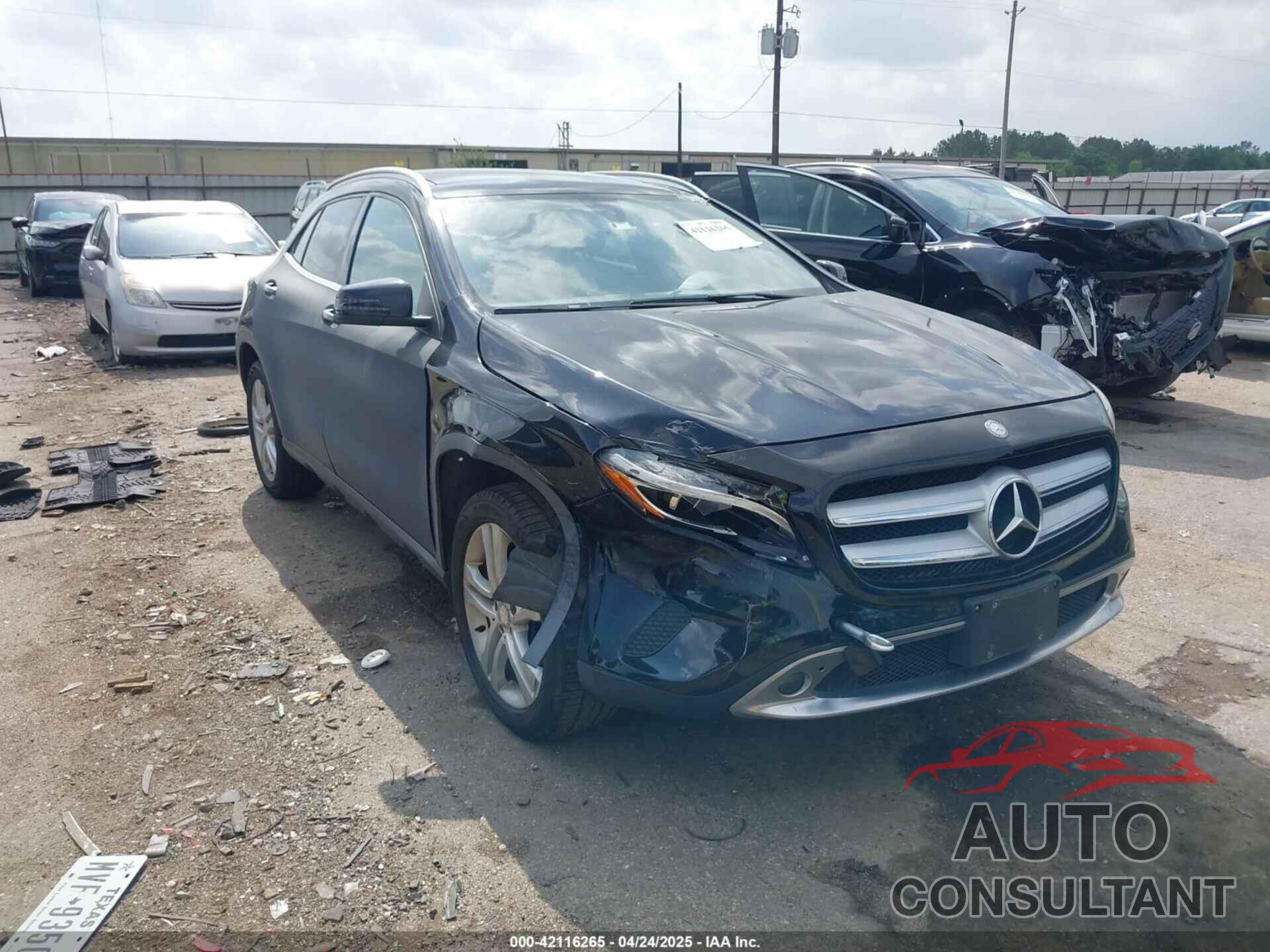 MERCEDES-BENZ GLA 250 2017 - WDCTG4GB9HJ317167