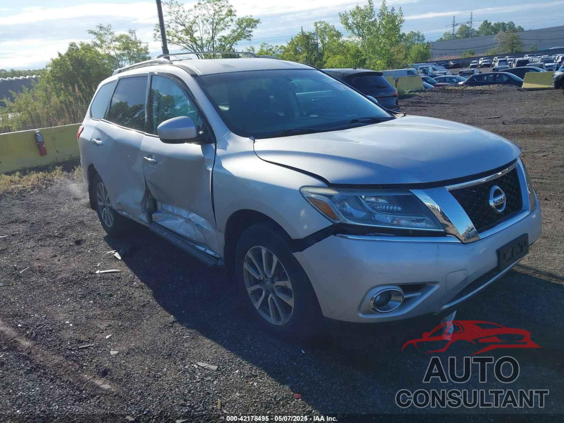 NISSAN PATHFINDER 2013 - 5N1AR2MM5DC676687