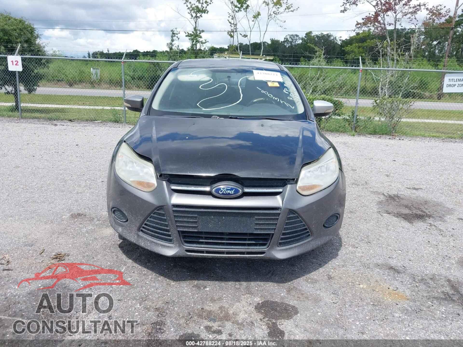 FORD FOCUS 2014 - 1FADP3K26EL180352